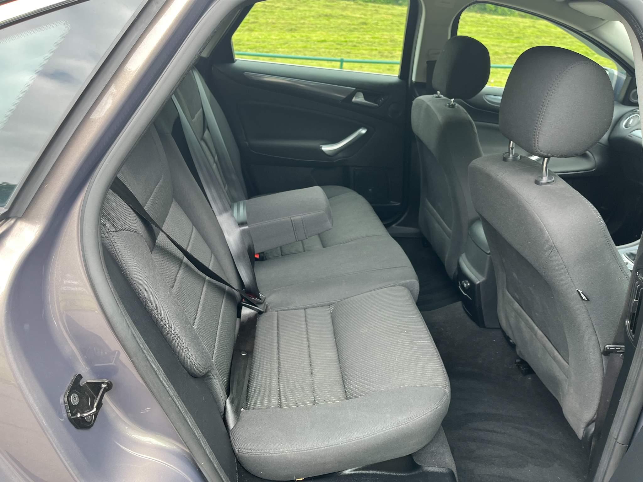 Ford Mondeo 1.6 TDCi ECOnetic Titanium Euro 5 (s/s) 5dr 5dr Manual 2025