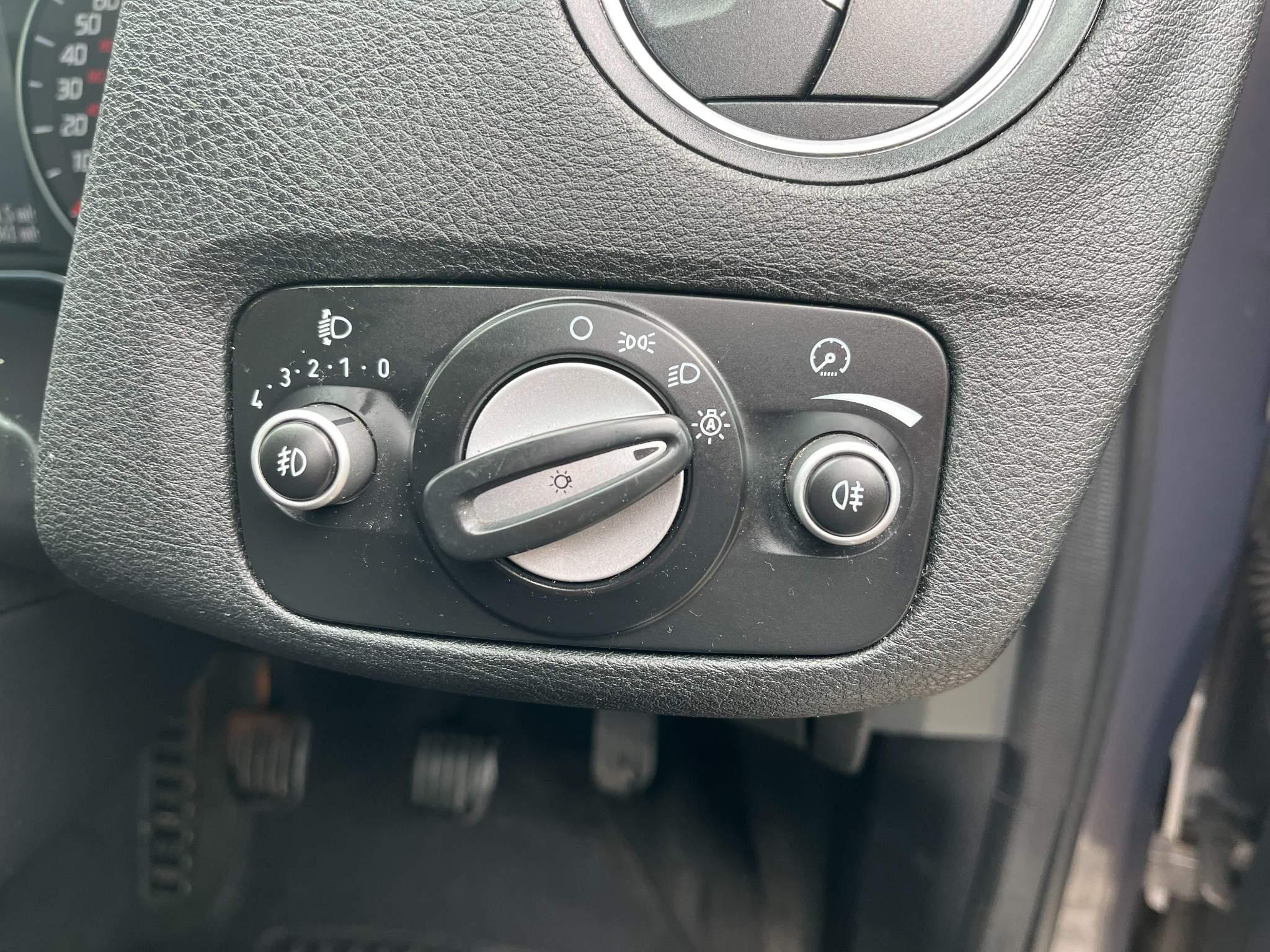 Ford Mondeo 1.6 TDCi ECOnetic Titanium Euro 5 (s/s) 5dr 5dr Manual 2025