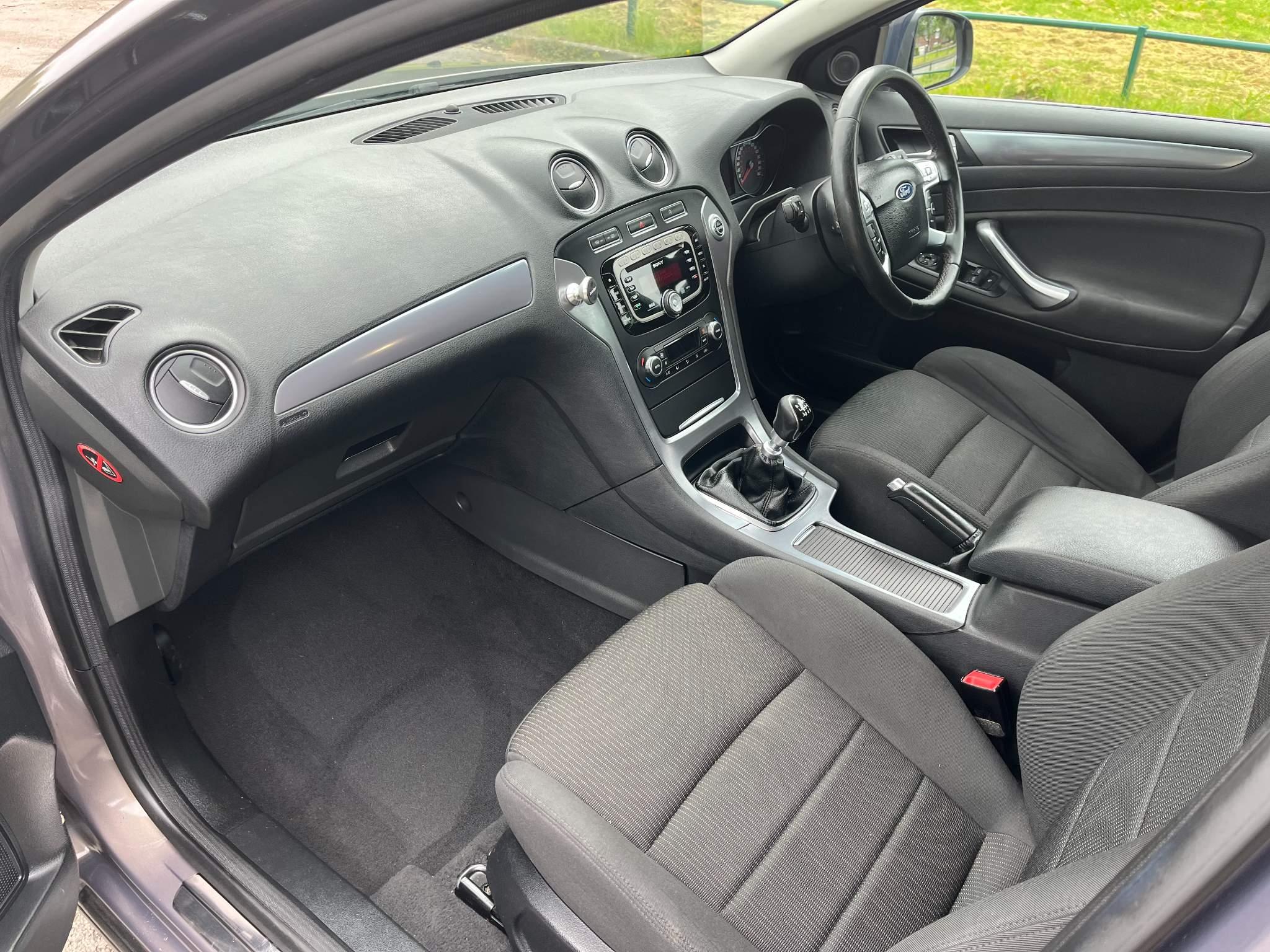 Ford Mondeo 1.6 TDCi ECOnetic Titanium Euro 5 (s/s) 5dr 5dr Manual 2025