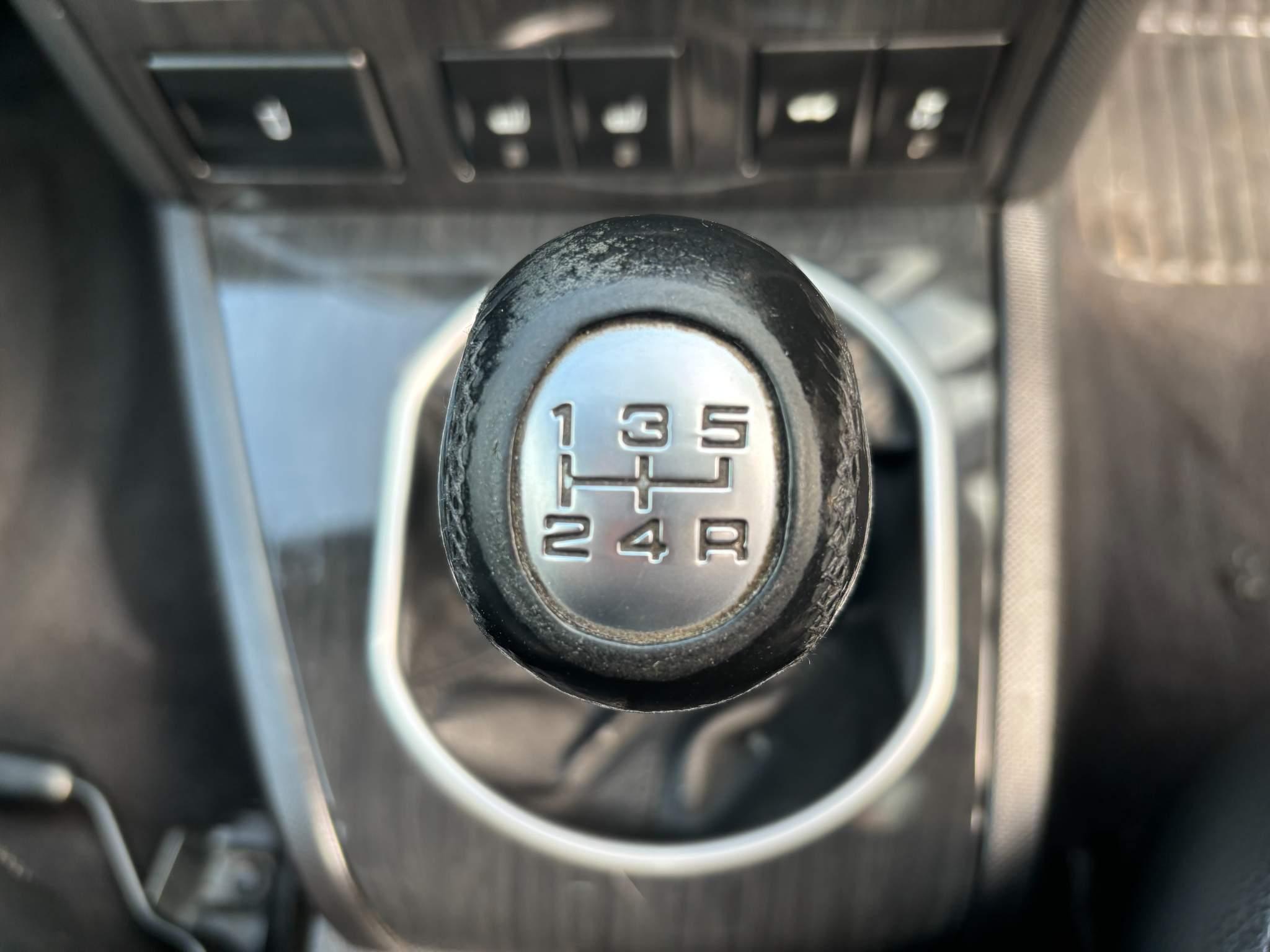 Ford Mondeo 2.5 Ghia X 5dr 5dr Manual 2025