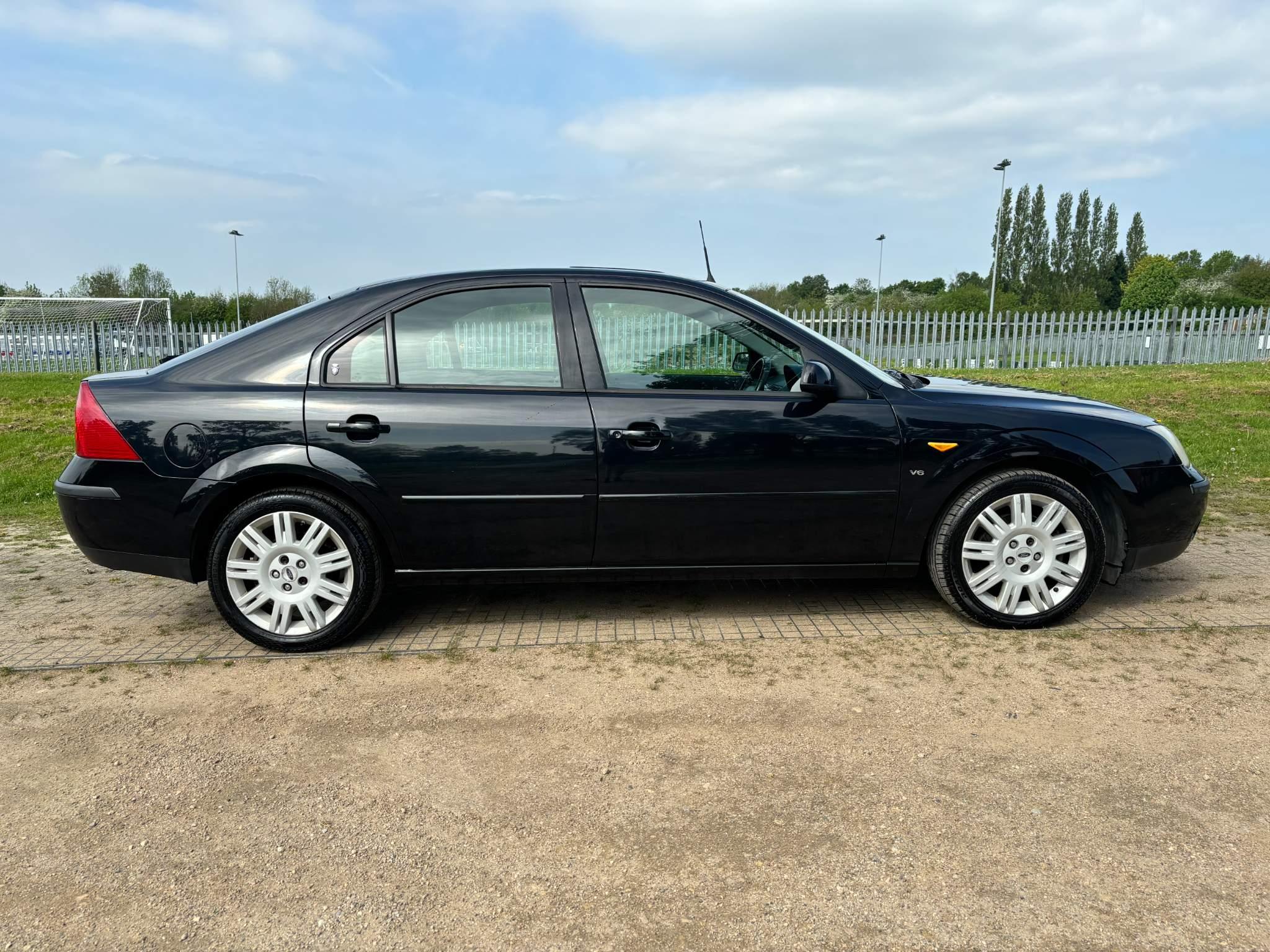 Ford Mondeo 2.5 Ghia X 5dr 5dr Manual 2025