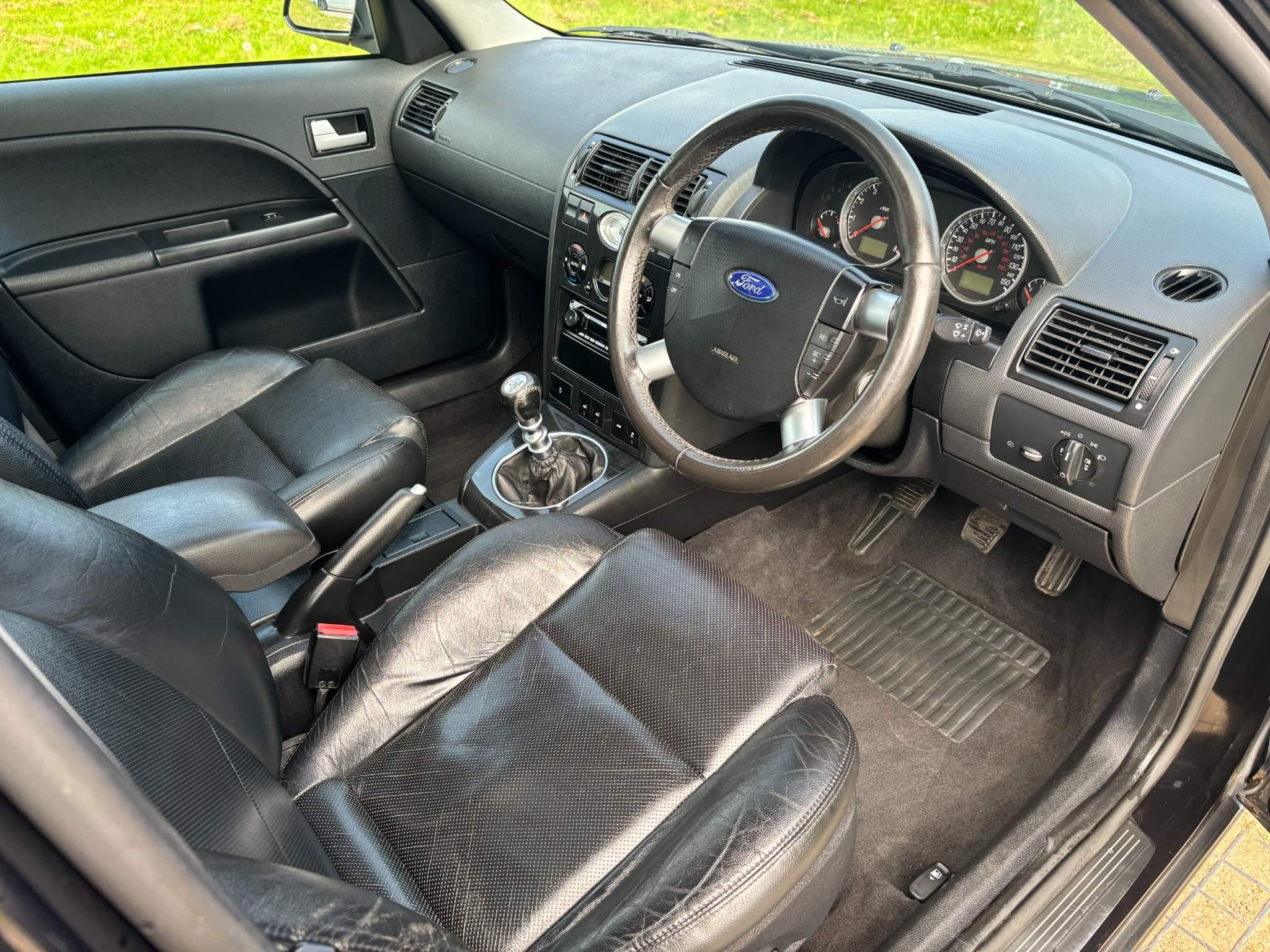 Ford Mondeo 2.5 Ghia X 5dr 5dr Manual 2025