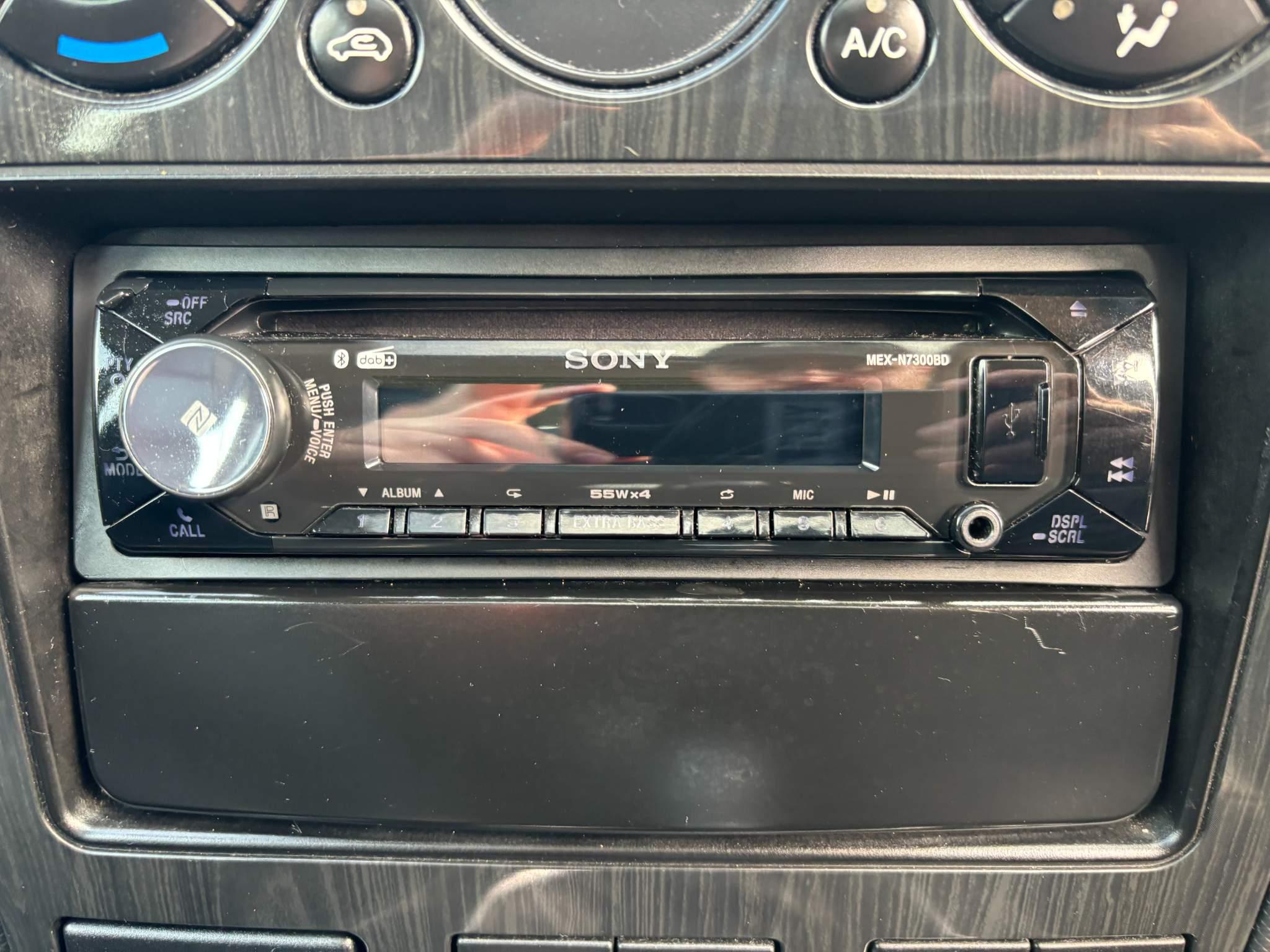 Ford Mondeo 2.5 Ghia X 5dr 5dr Manual 2025