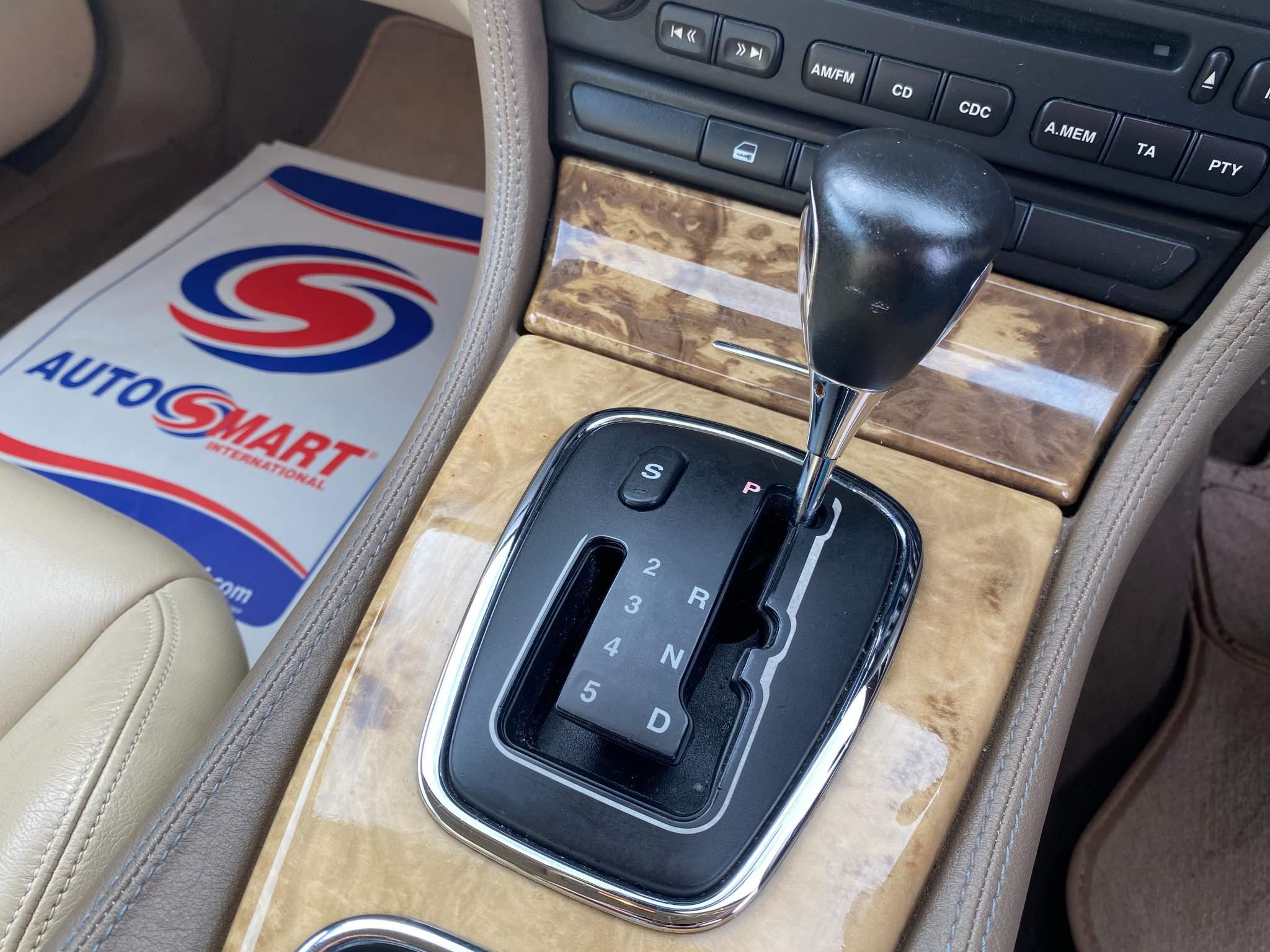 Jaguar S-Type 2.7D V6 SE 4dr 4dr Automatic 2025