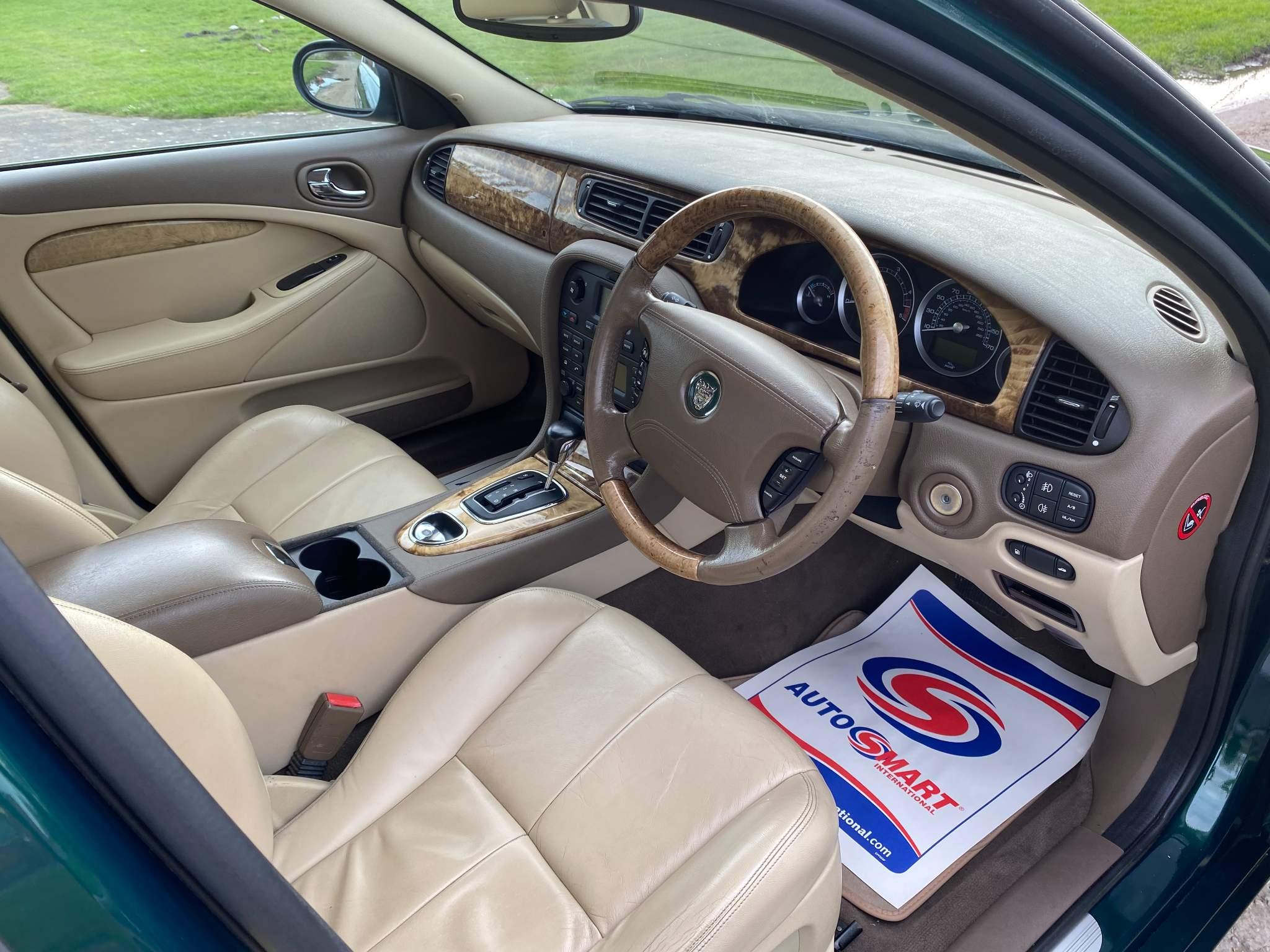 Jaguar S-Type 2.7D V6 SE 4dr 4dr Automatic 2025