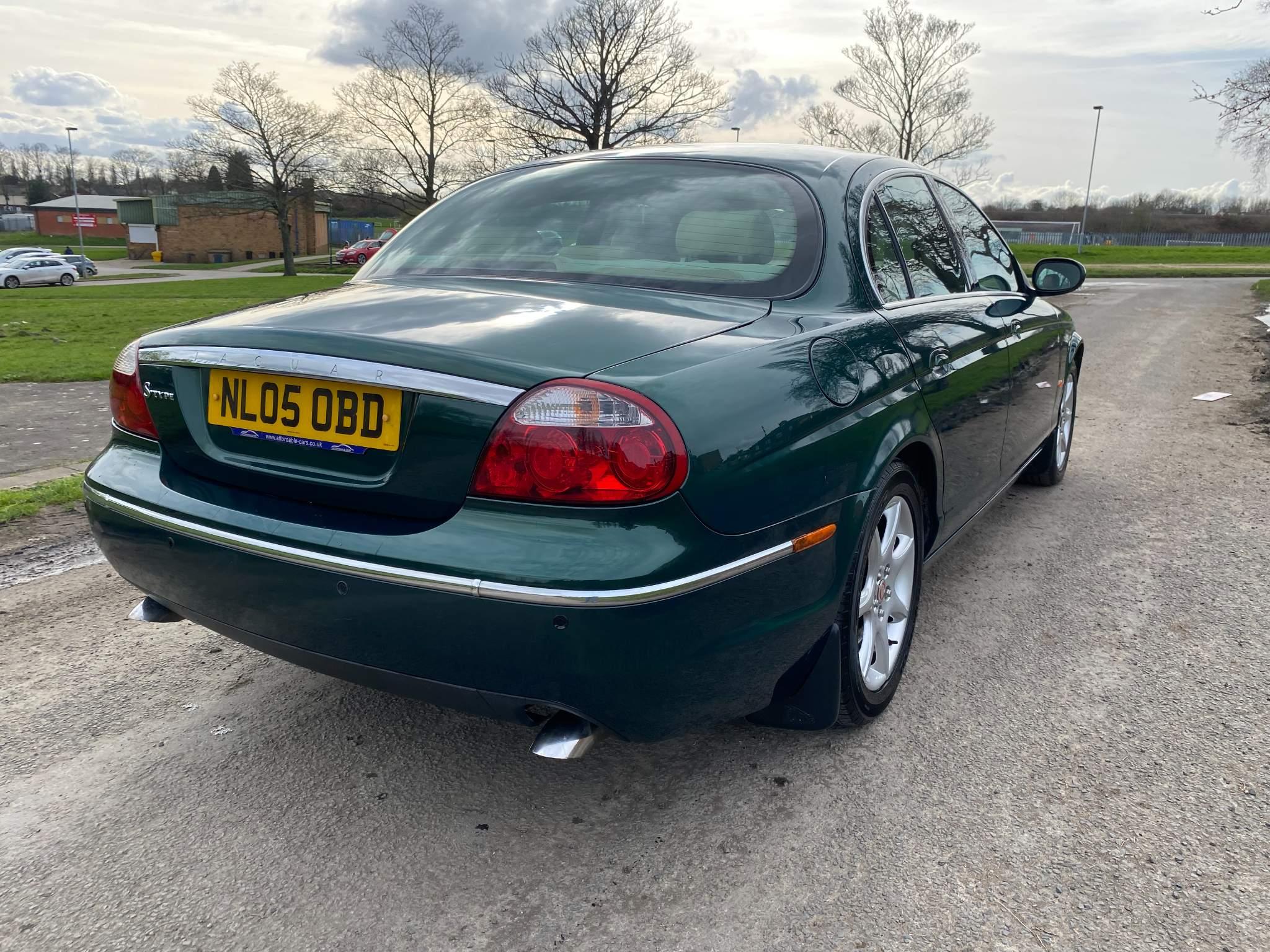 Jaguar S-Type 2.7D V6 SE 4dr 4dr Automatic 2025