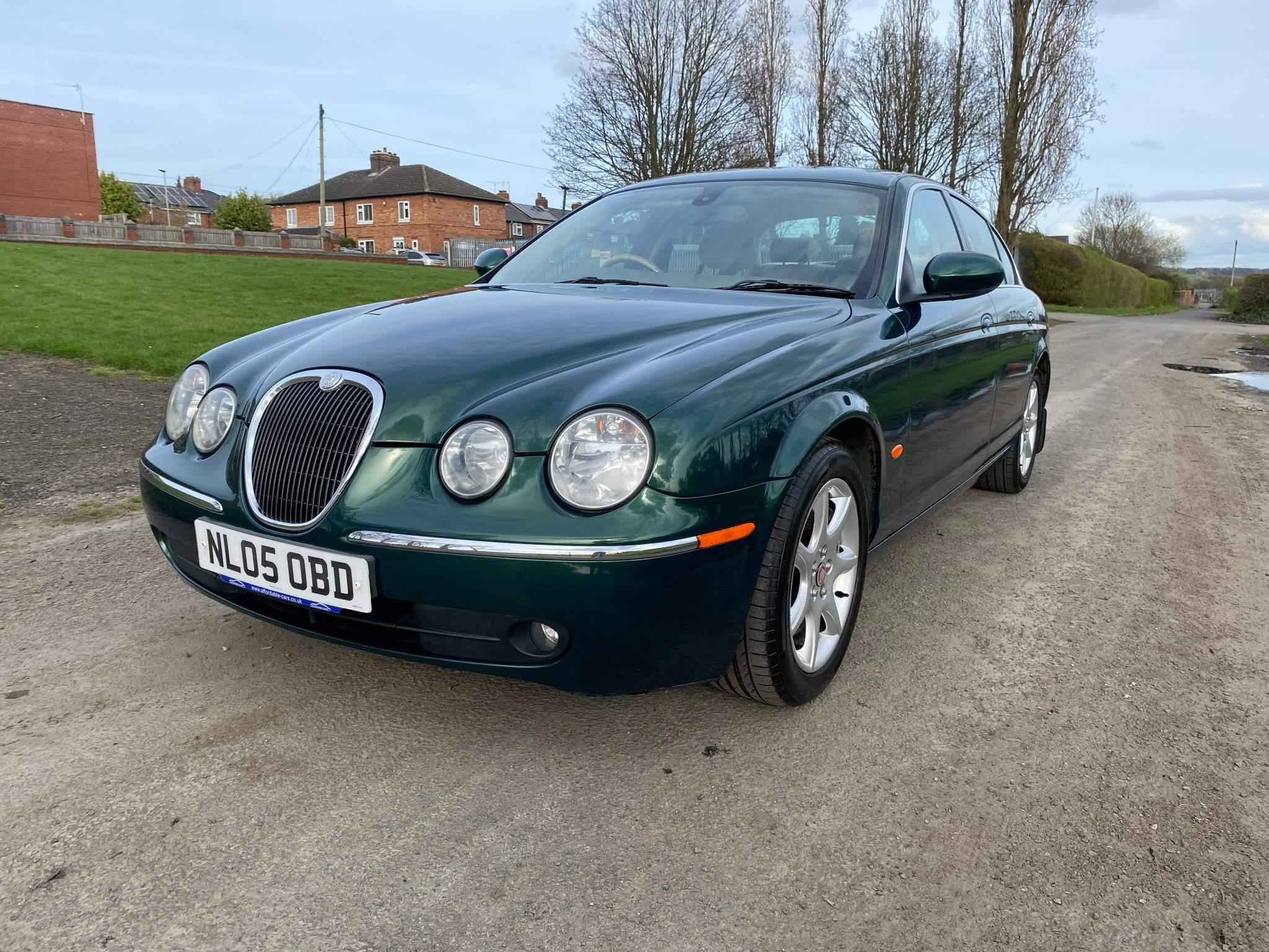 Jaguar S-Type 2.7D V6 SE 4dr 4dr Automatic 2025