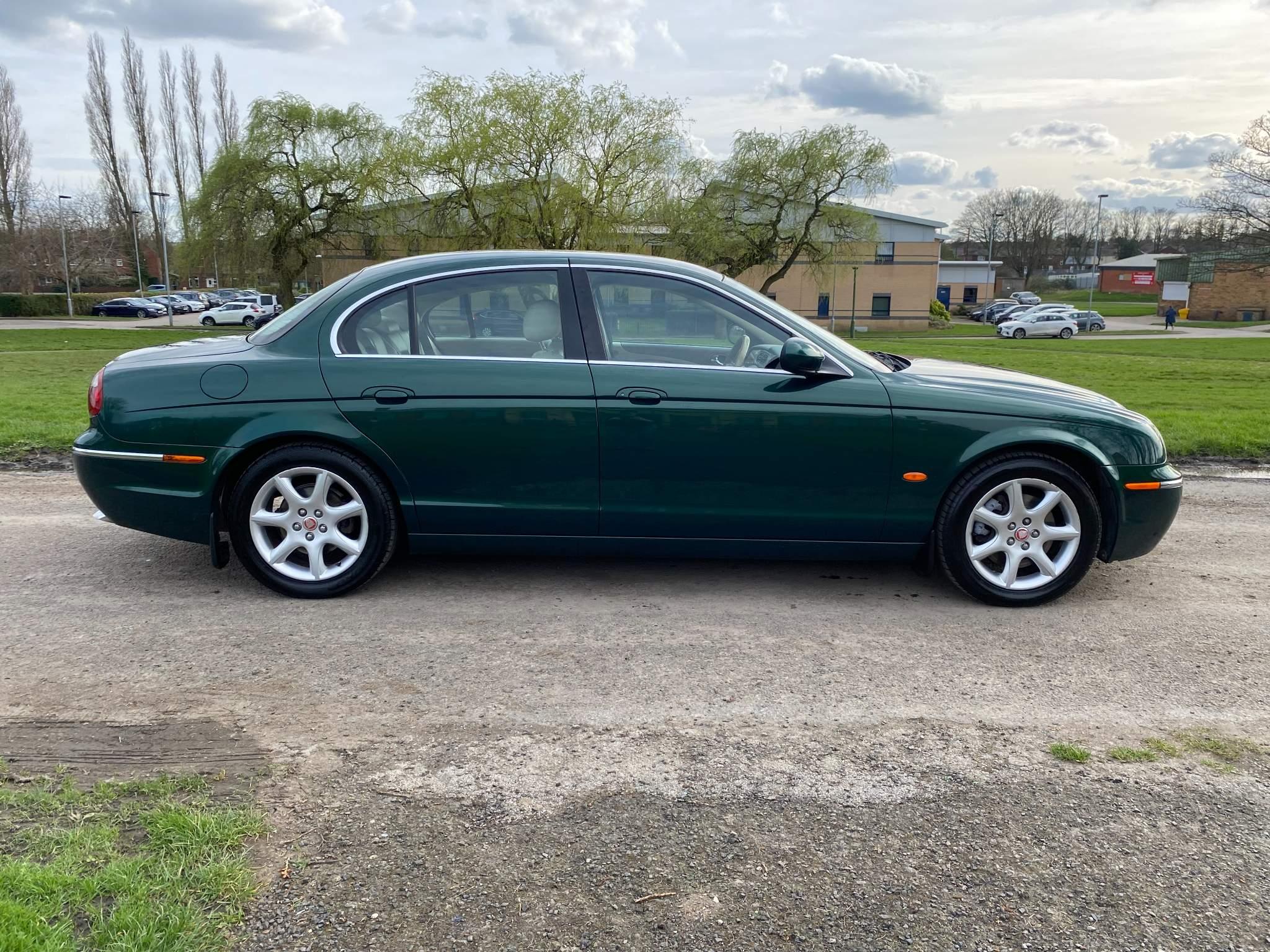 Jaguar S-Type 2.7D V6 SE 4dr 4dr Automatic 2025