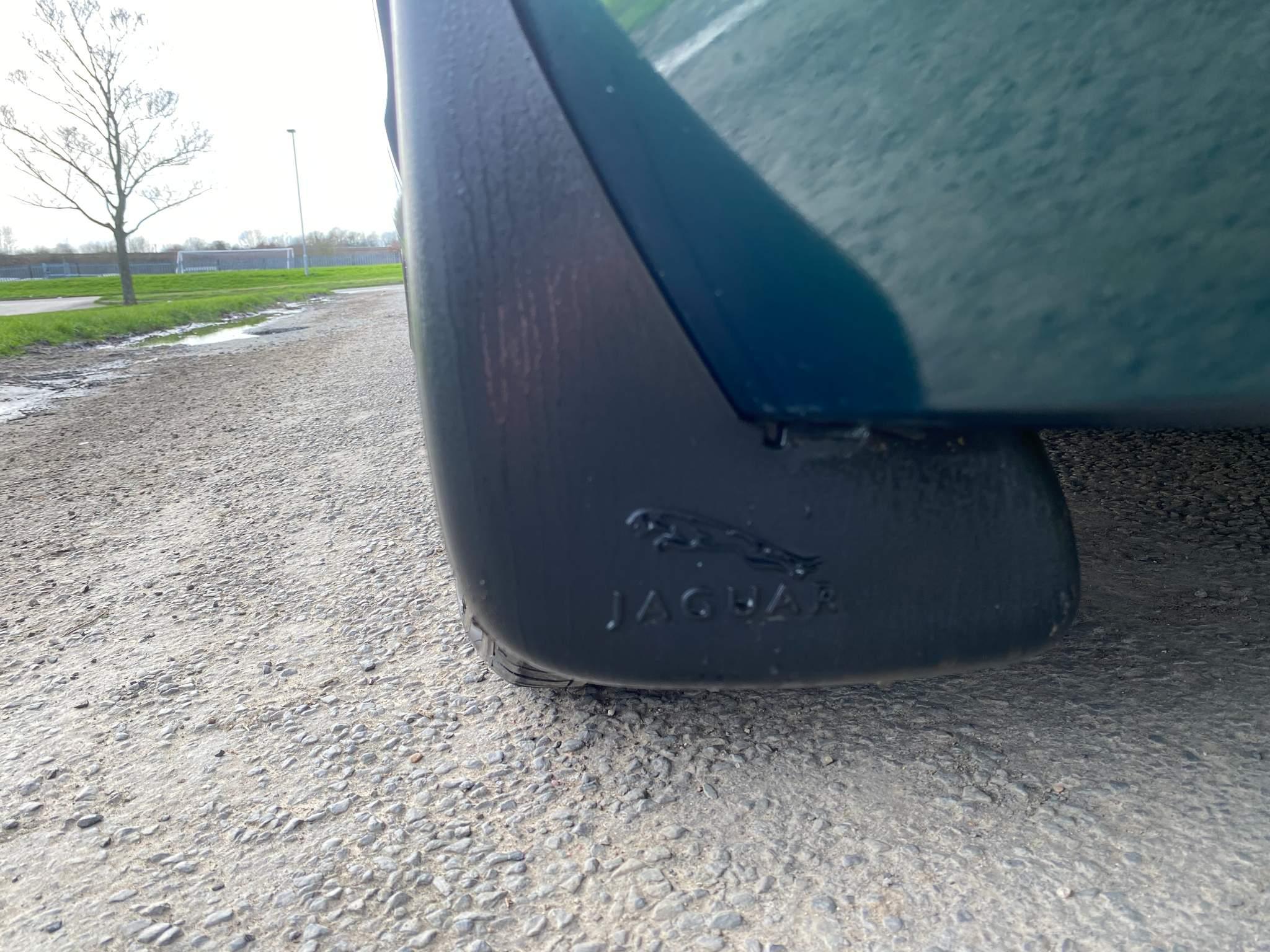 Jaguar S-Type 2.7D V6 SE 4dr 4dr Automatic 2025