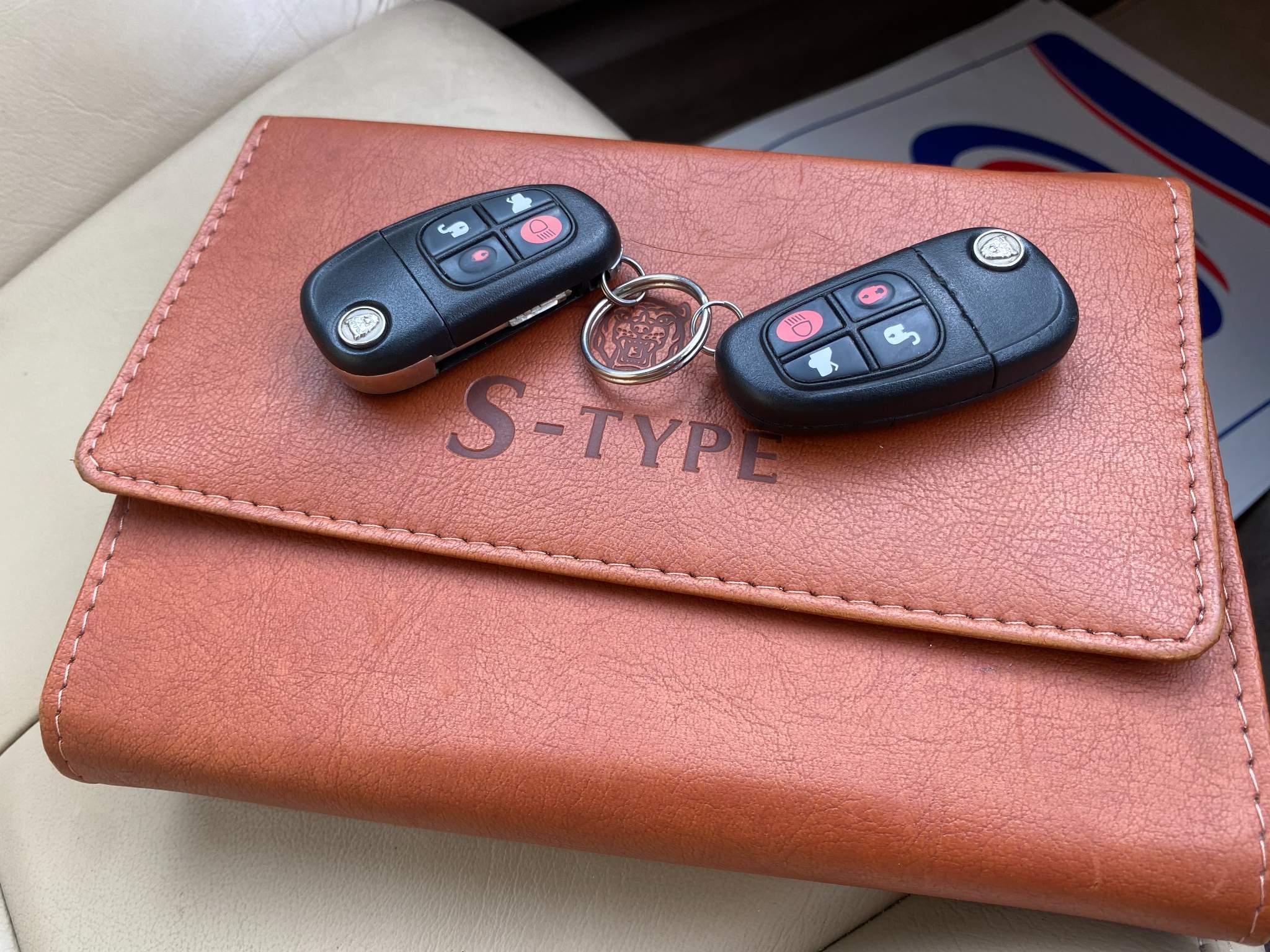 Jaguar S-Type 2.7D V6 SE 4dr 4dr Automatic 2025