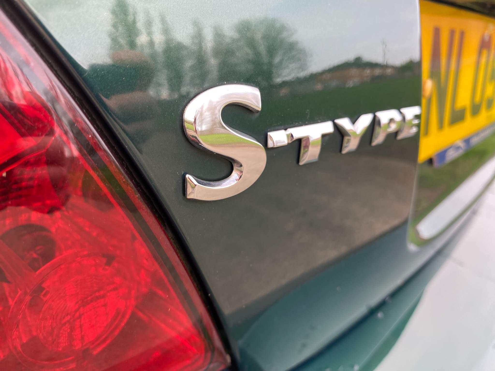 Jaguar S-Type 2.7D V6 SE 4dr 4dr Automatic 2025