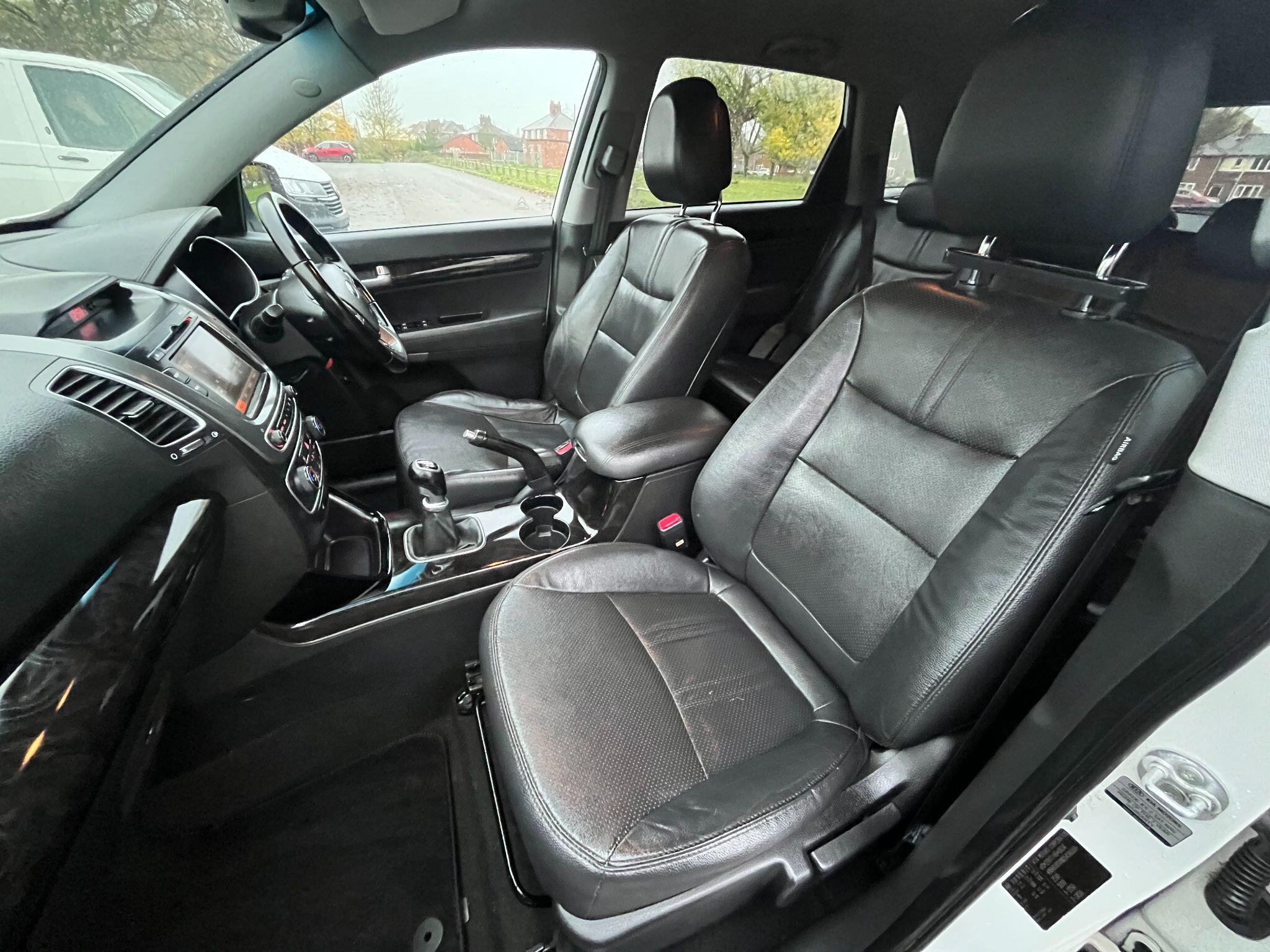 Kia Sorento 2.2 CRDi KX-2 AWD Euro 5 5dr 5dr Manual 2025