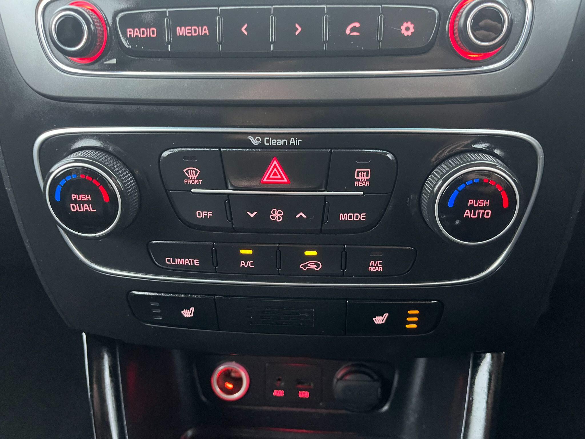 Kia Sorento 2.2 CRDi KX-2 AWD Euro 5 5dr 5dr Manual 2025