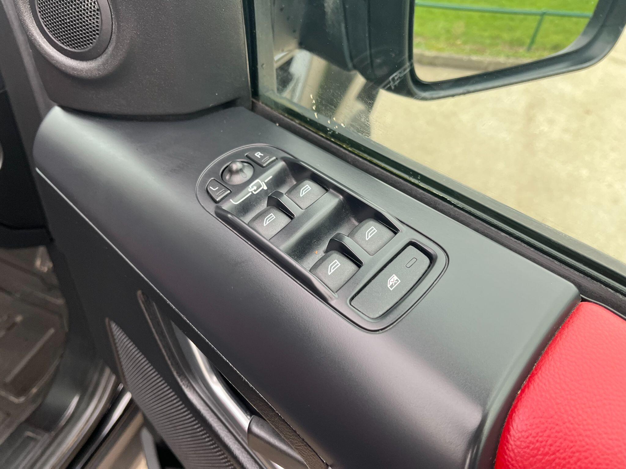 Land Rover Freelander 2 2.2 SD4 Dynamic CommandShift 4WD Euro 5 5dr 5dr Automatic 2026