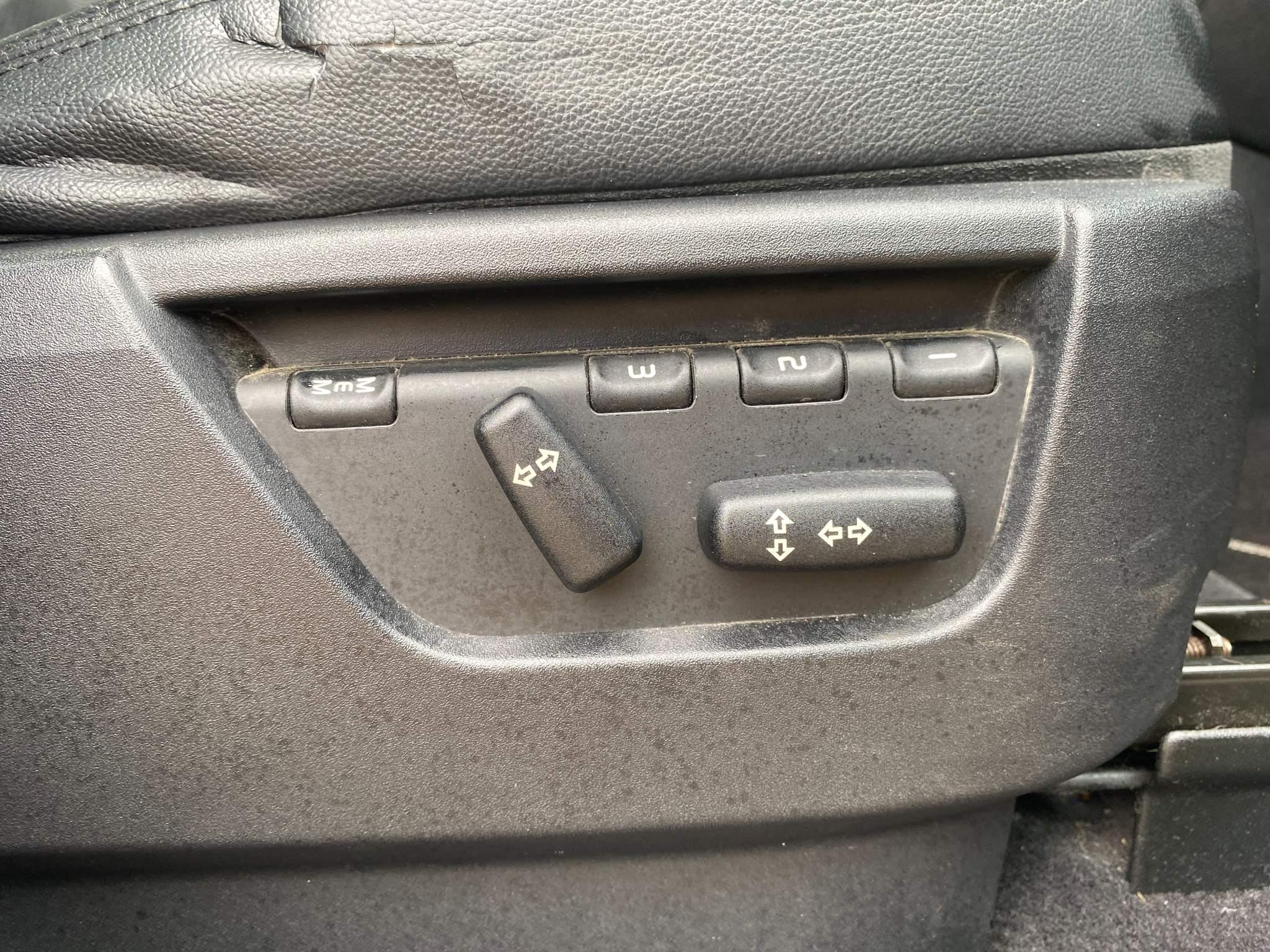 Land Rover Freelander 2 2.2 TD4 HSE Auto 4WD Euro 4 5dr 5dr Automatic 2025