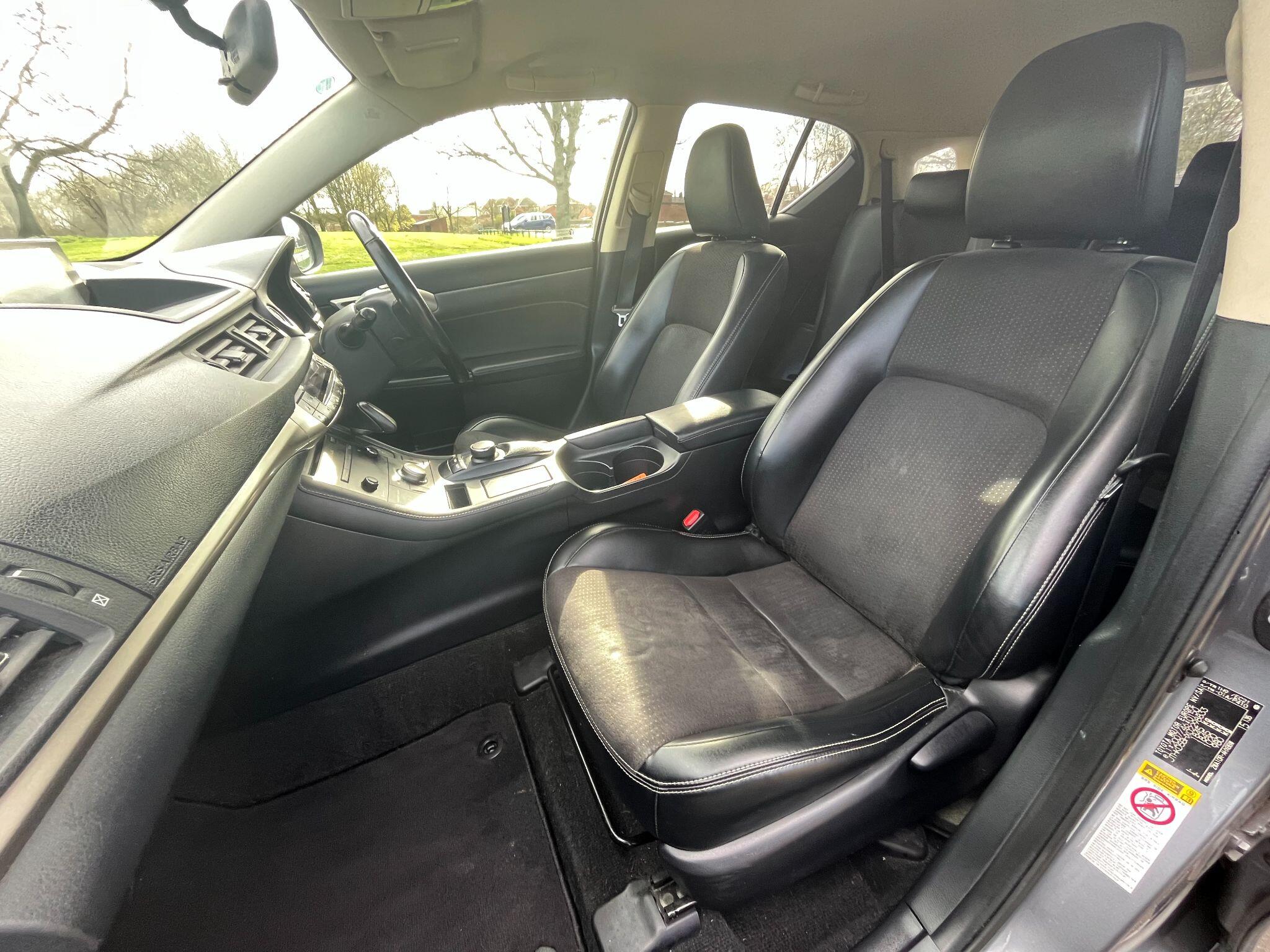 Lexus CT 1.8 200h Sport CVT Euro 6 (s/s) 5dr 5dr Automatic 2026