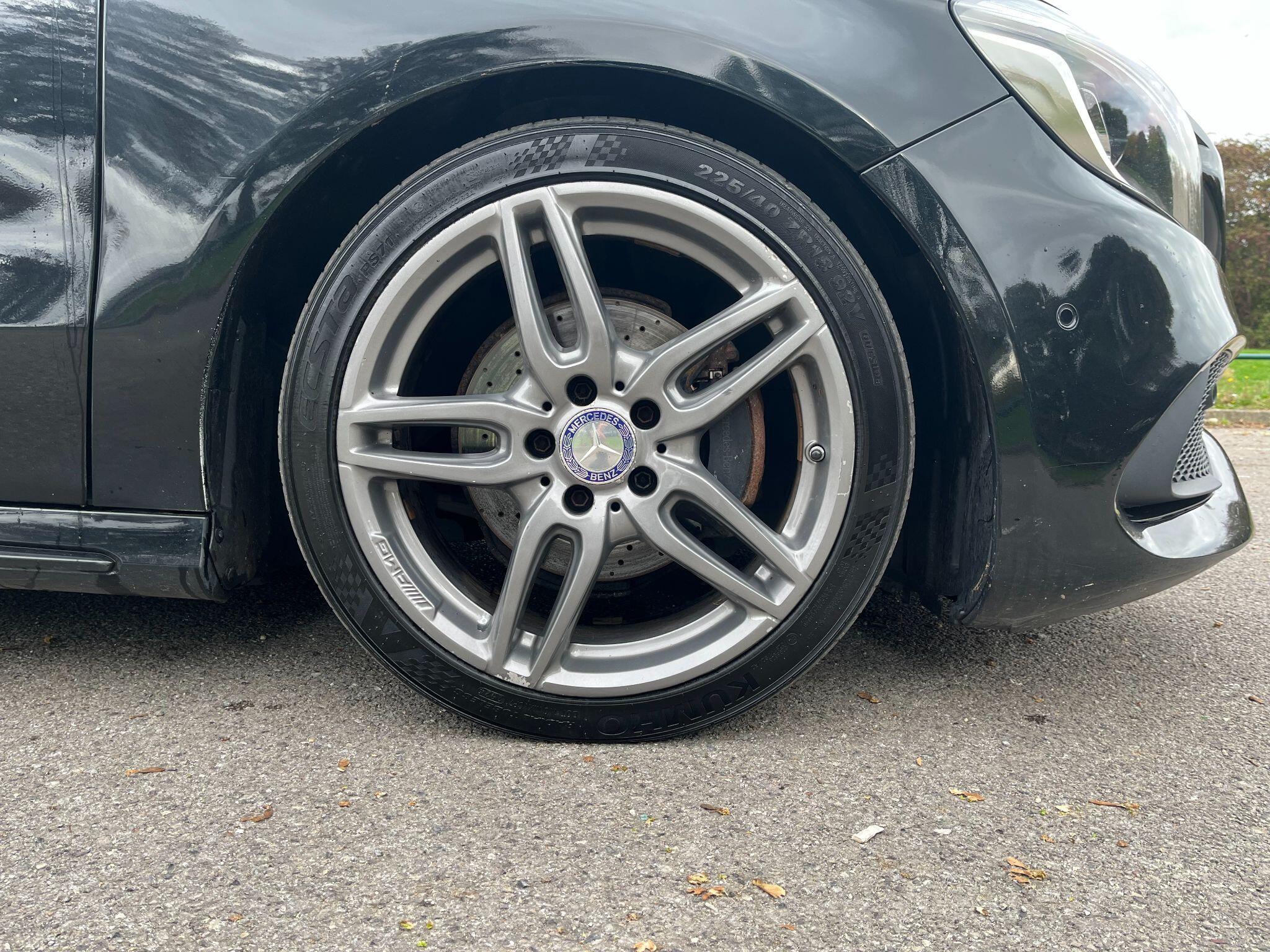 Mercedes-Benz A Class 2.1 A200d AMG Line (Premium) 7G-DCT Euro 6 (s/s) 5dr 5dr Automatic 2025