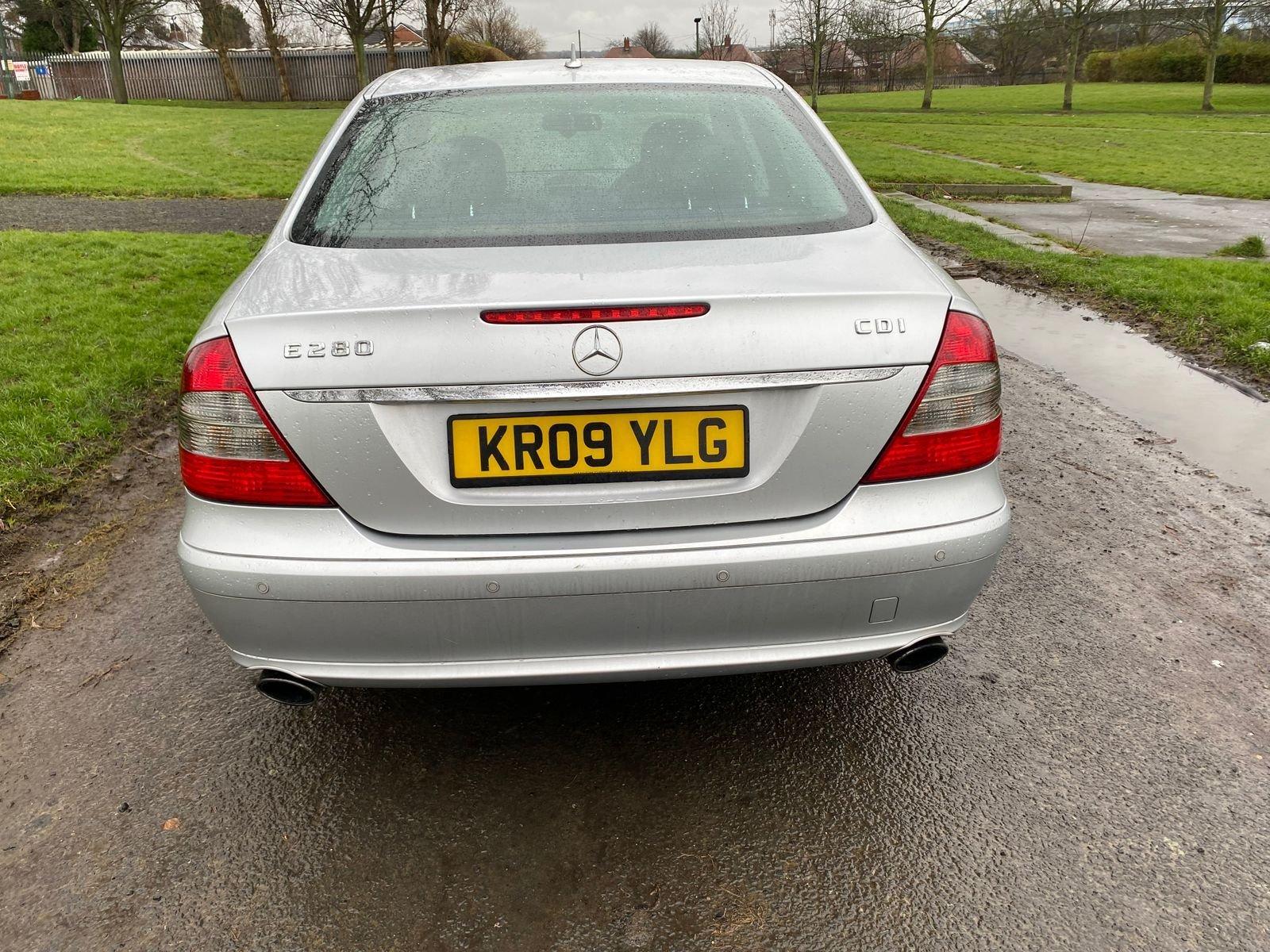 Mercedes-Benz E-Class 3.0L E280 CDI EXECUTIVE SE Saloon 4dr Diesel Automatic Euro 4 (190 bhp) 4dr Automatic 2025