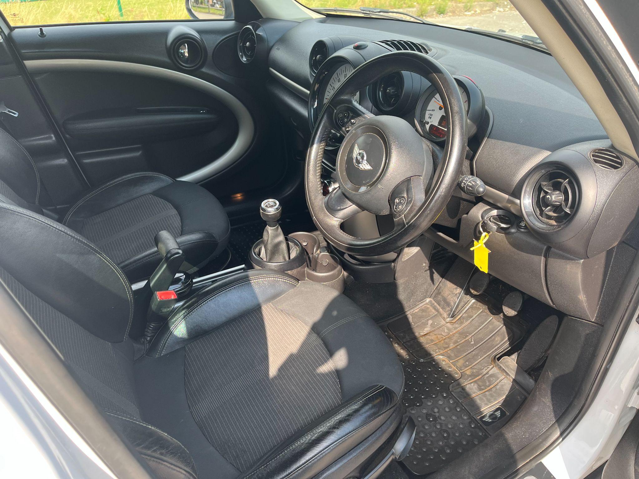 MINI Countryman 1.6 Cooper D Euro 5 (s/s) 5dr 5dr Manual 2025