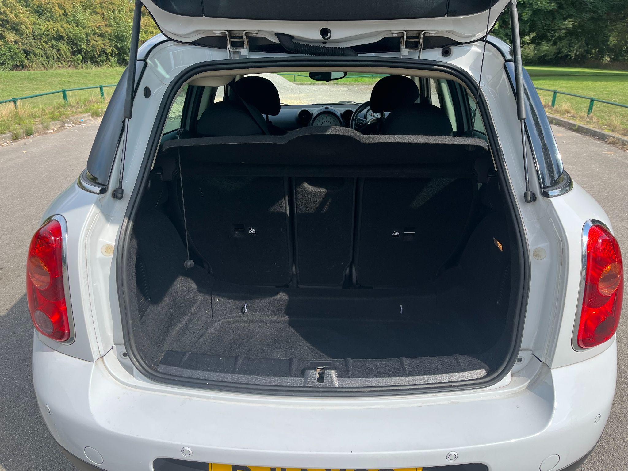 MINI Countryman 1.6 Cooper D Euro 5 (s/s) 5dr 5dr Manual 2025