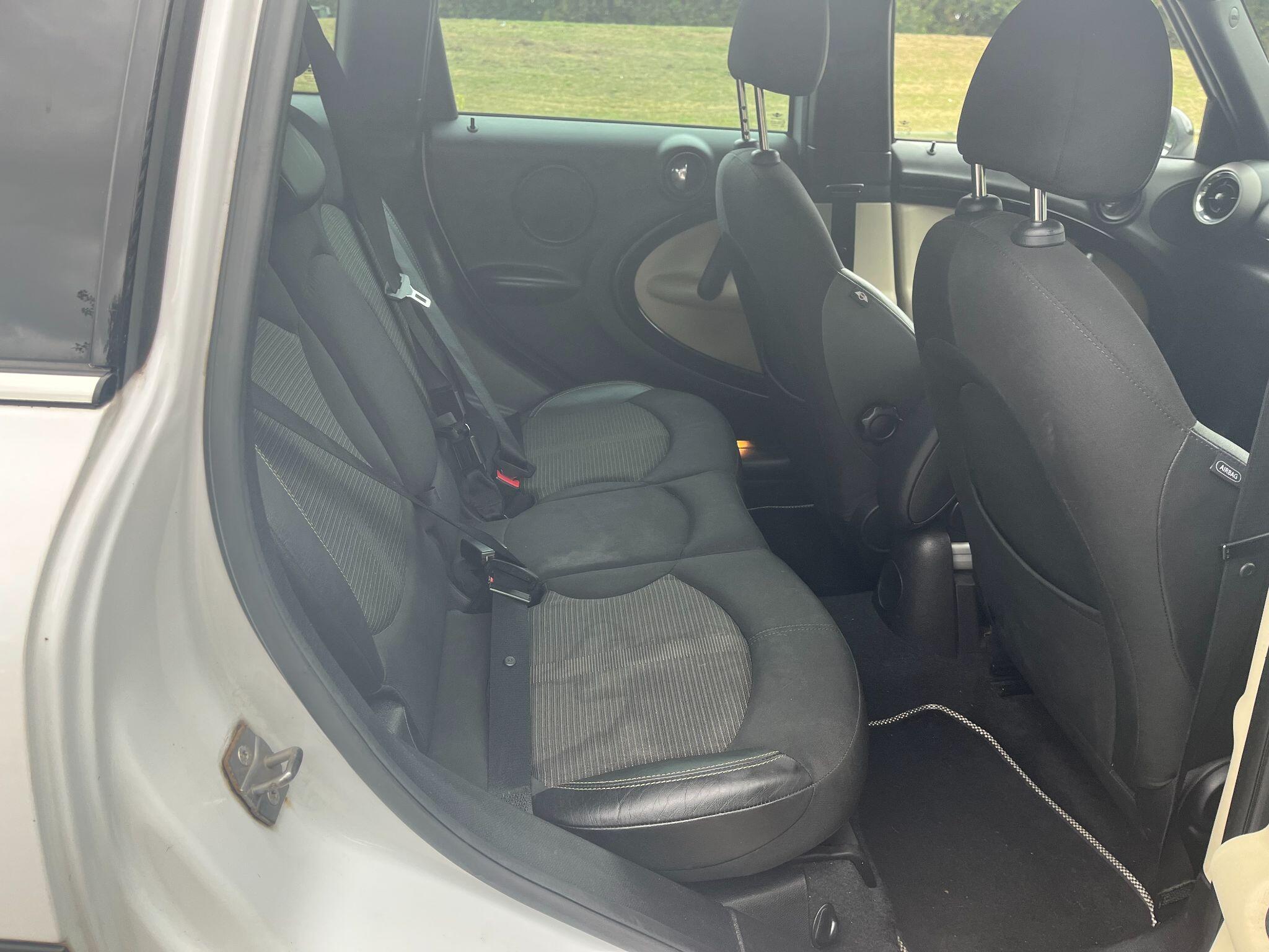 MINI Countryman 1.6 Cooper D Euro 5 (s/s) 5dr 5dr Manual 2025