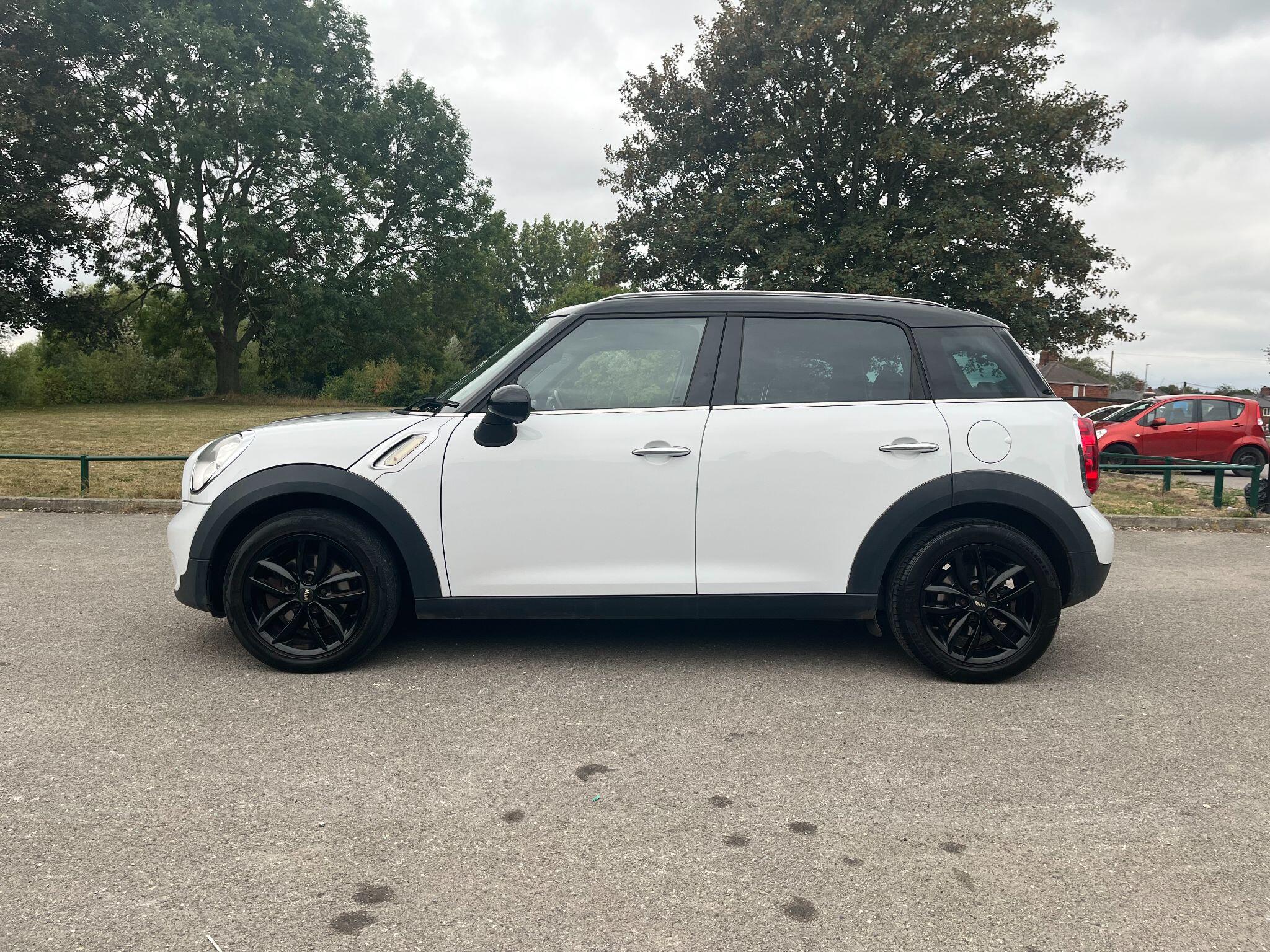 MINI Countryman 1.6 Cooper D Euro 5 (s/s) 5dr 5dr Manual 2025