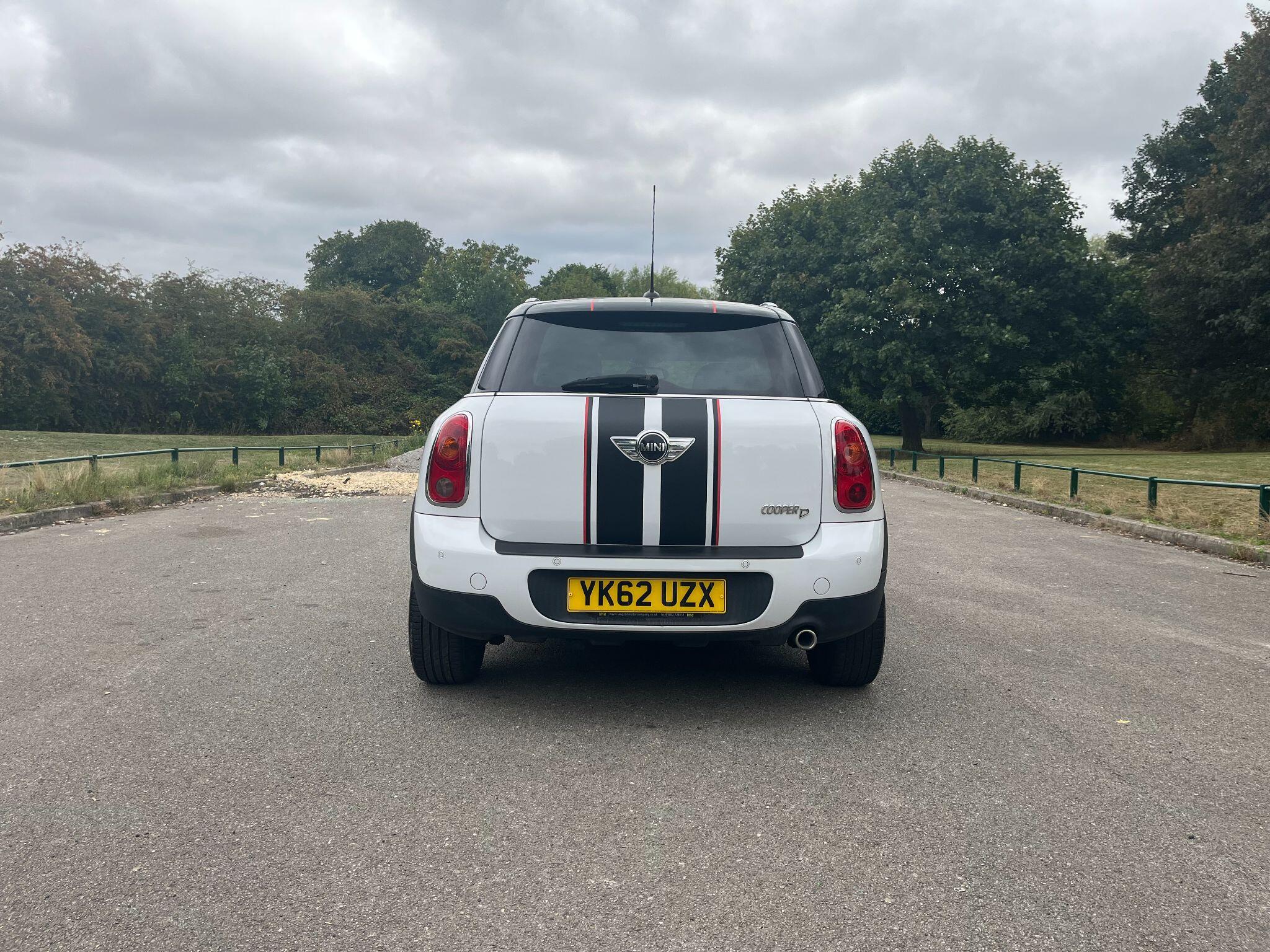 MINI Countryman 1.6 Cooper D Euro 5 (s/s) 5dr 5dr Manual 2025