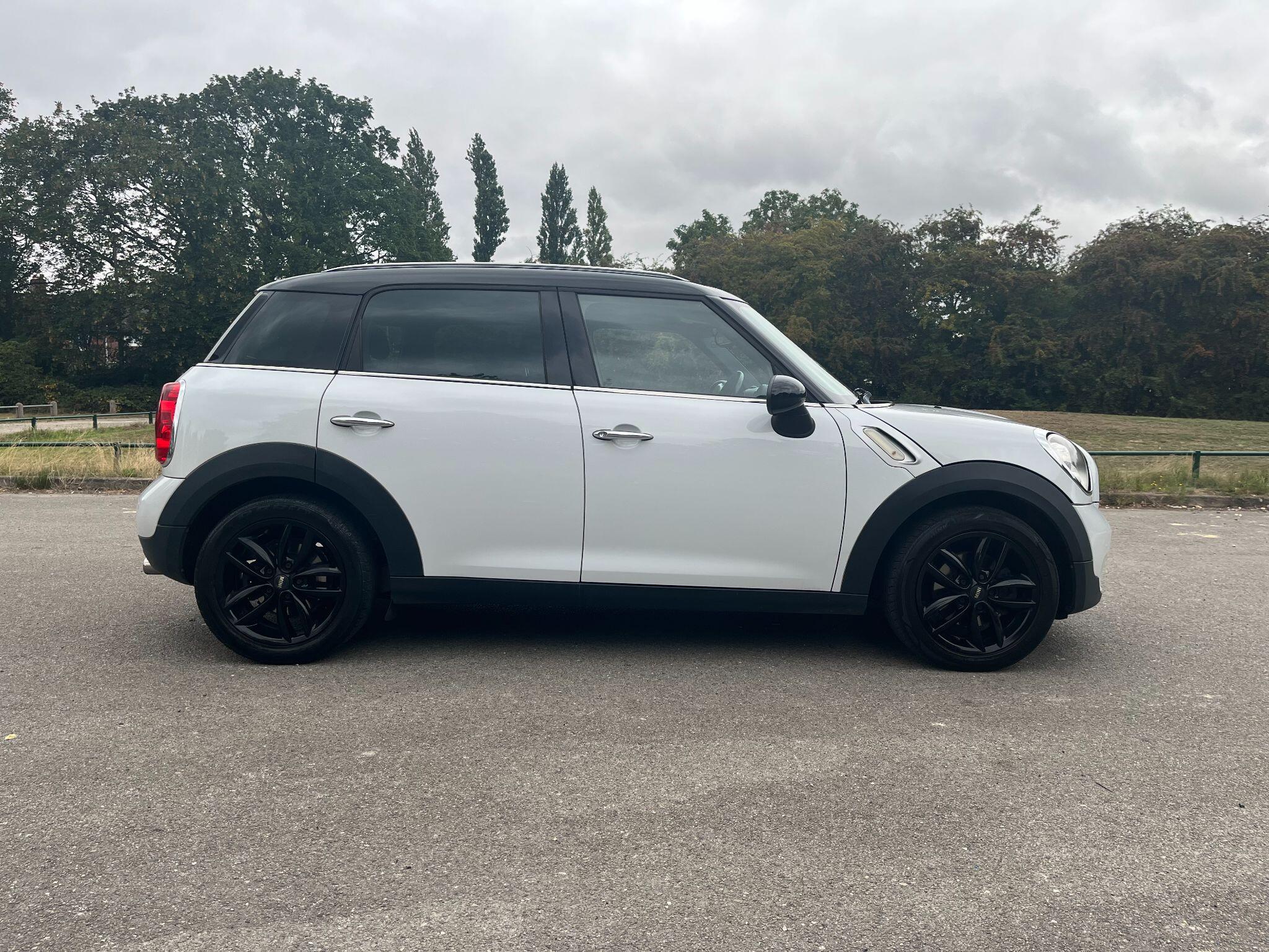 MINI Countryman 1.6 Cooper D Euro 5 (s/s) 5dr 5dr Manual 2025