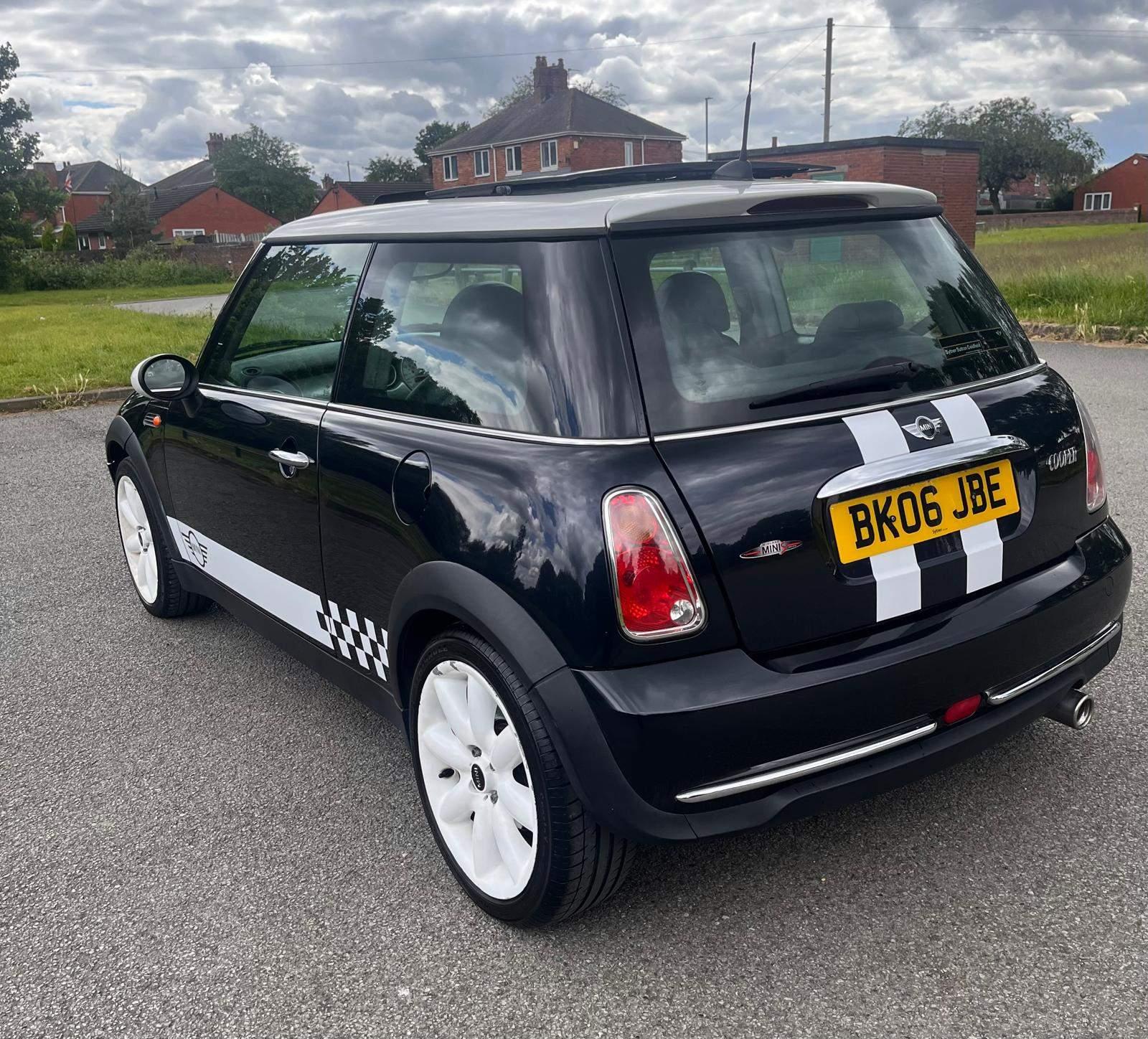 MINI Hatch 1.6 Cooper Euro 4 3dr 3dr Manual 2025