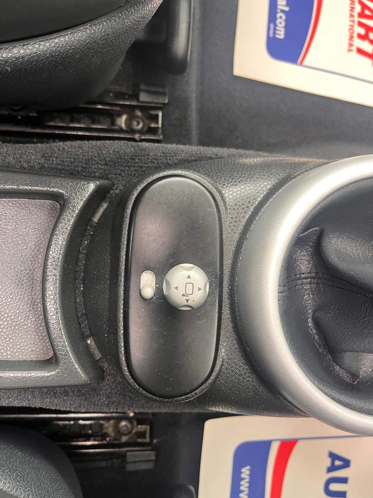 MINI Hatch 1.6 Cooper Euro 4 3dr 3dr Manual 2025