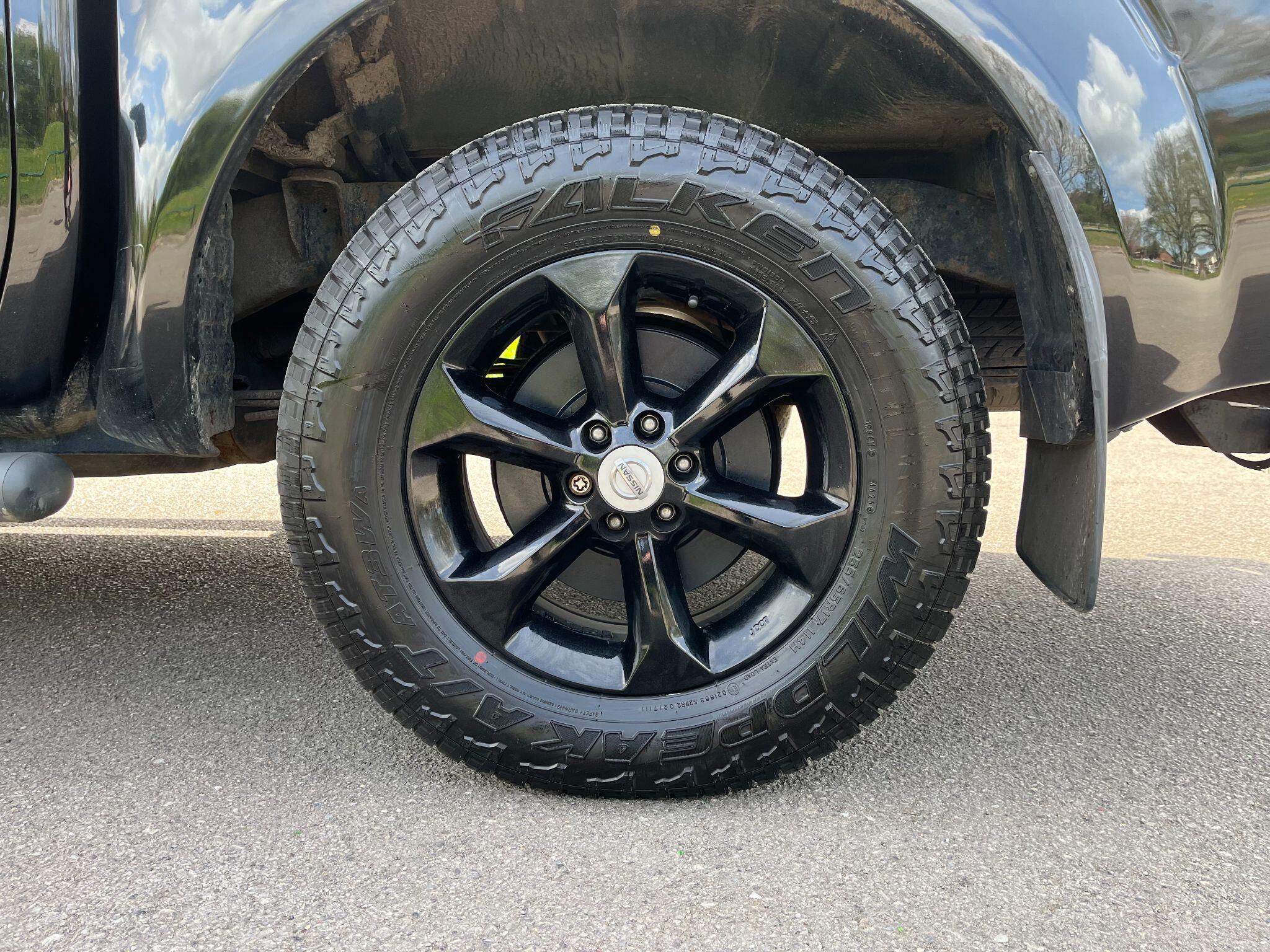 Nissan Navara 2.5 dCi Tekna Auto 4WD Euro 5 4dr 4dr Automatic 2026