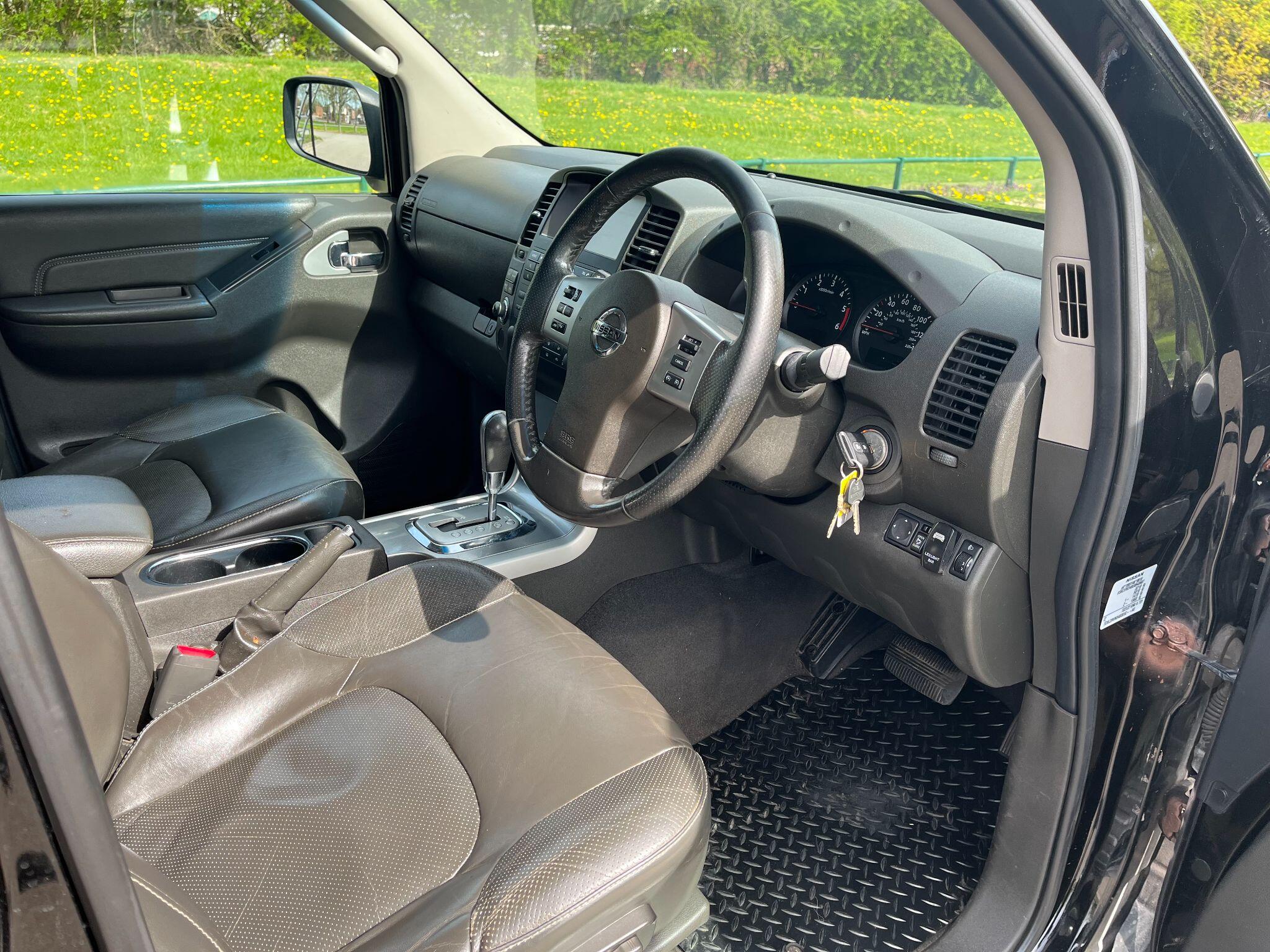 Nissan Navara 2.5 dCi Tekna Auto 4WD Euro 5 4dr 4dr Automatic 2026