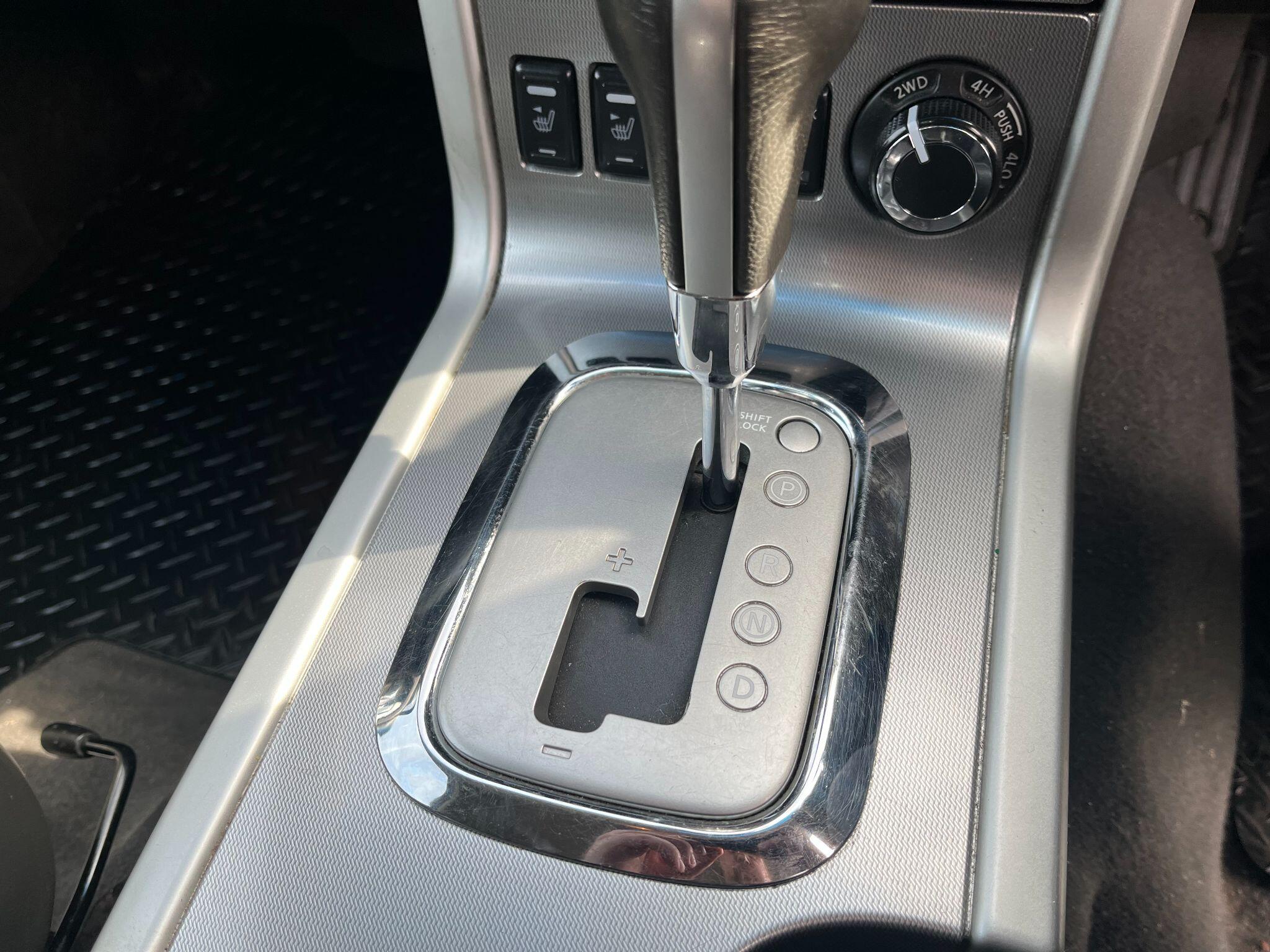 Nissan Navara 2.5 dCi Tekna Auto 4WD Euro 5 4dr 4dr Automatic 2026