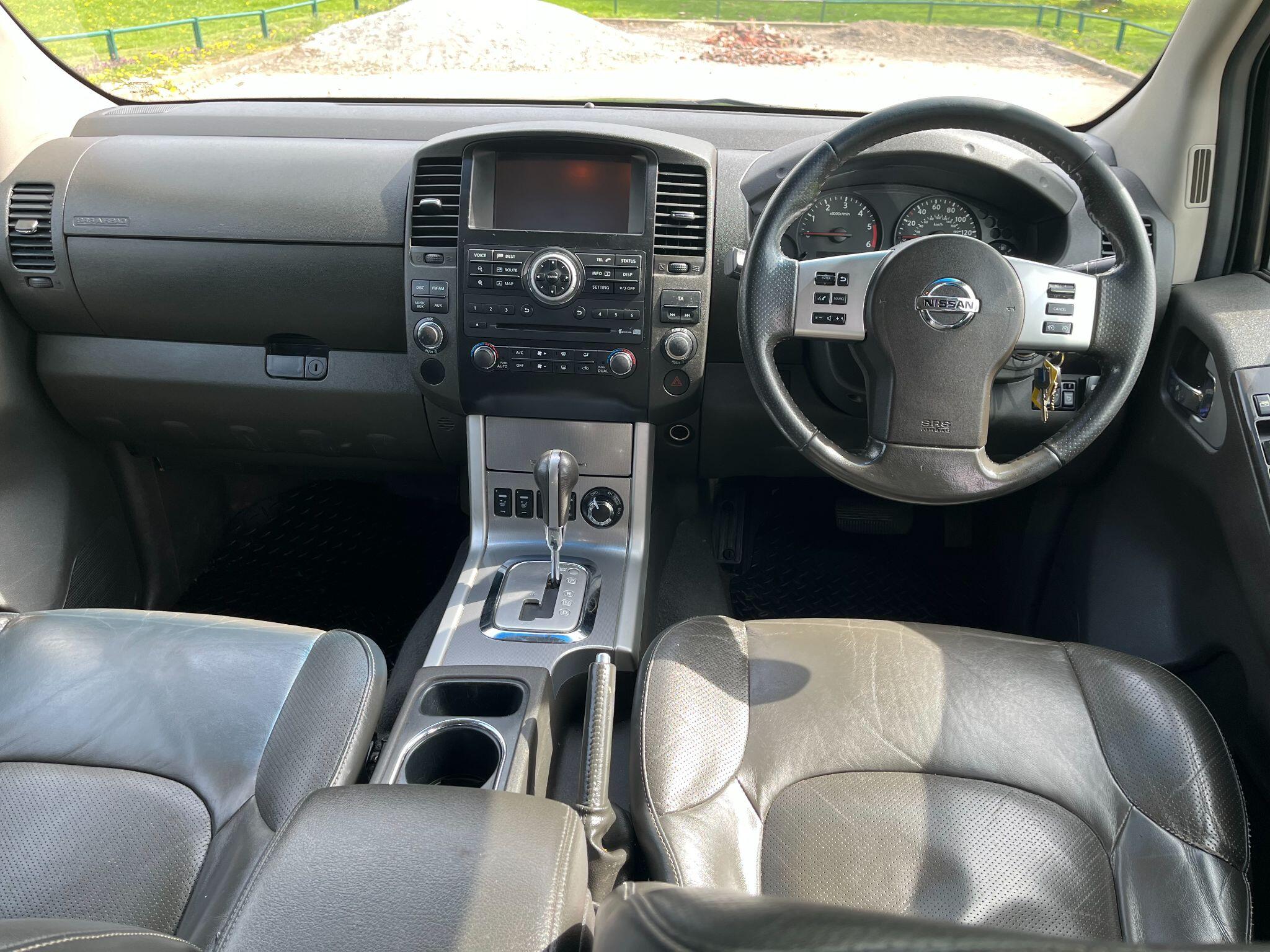 Nissan Navara 2.5 dCi Tekna Auto 4WD Euro 5 4dr 4dr Automatic 2026