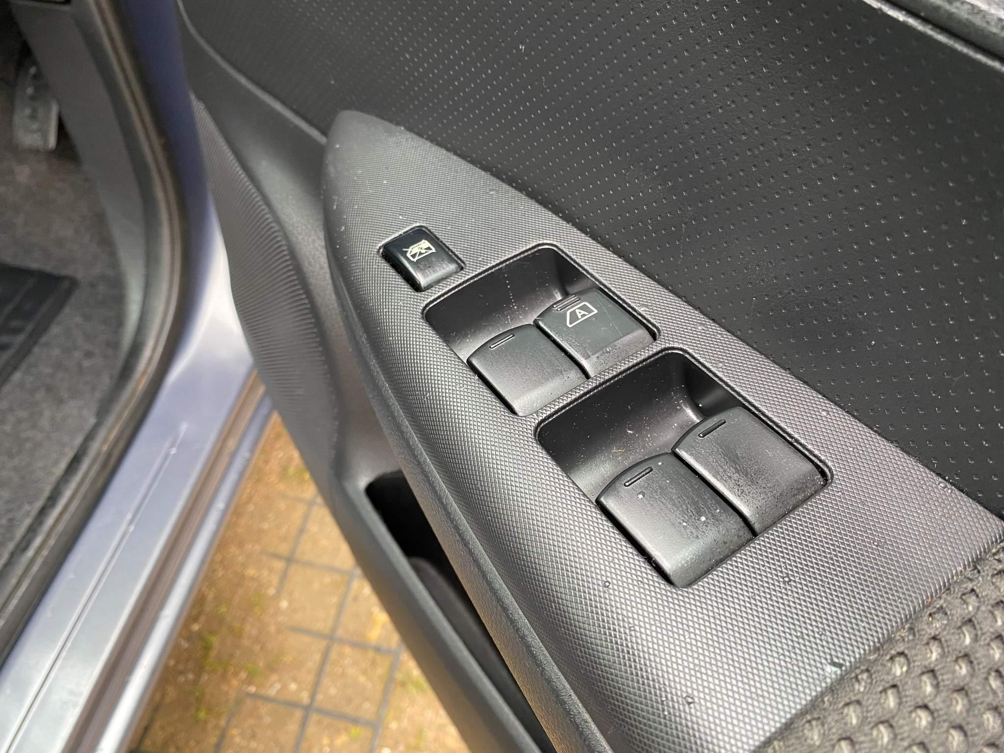 Nissan Note 1.6L TEKNA MPV 5dr Petrol Automatic Euro 4 (109 bhp) 5dr Automatic 2025