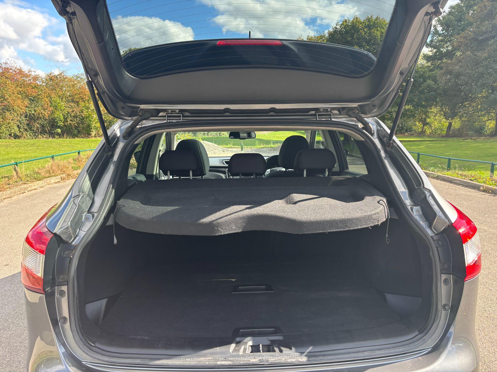 Nissan Qashqai 1.5 dCi Acenta+ 2WD Euro 5 (s/s) 5dr 5dr Manual 2025