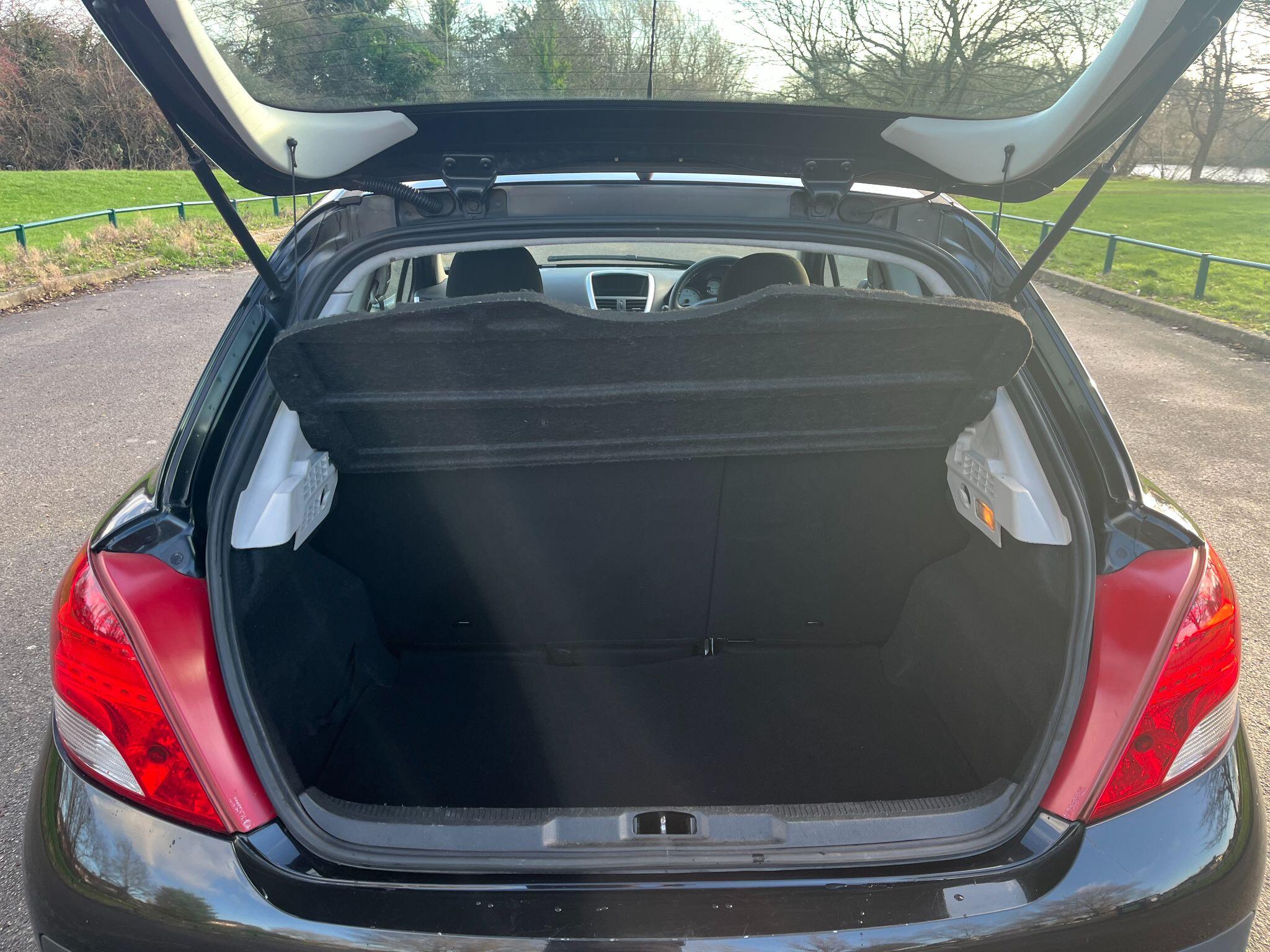 Peugeot 207 1.4 HDi Active Euro 5 3dr 3dr Manual 2025