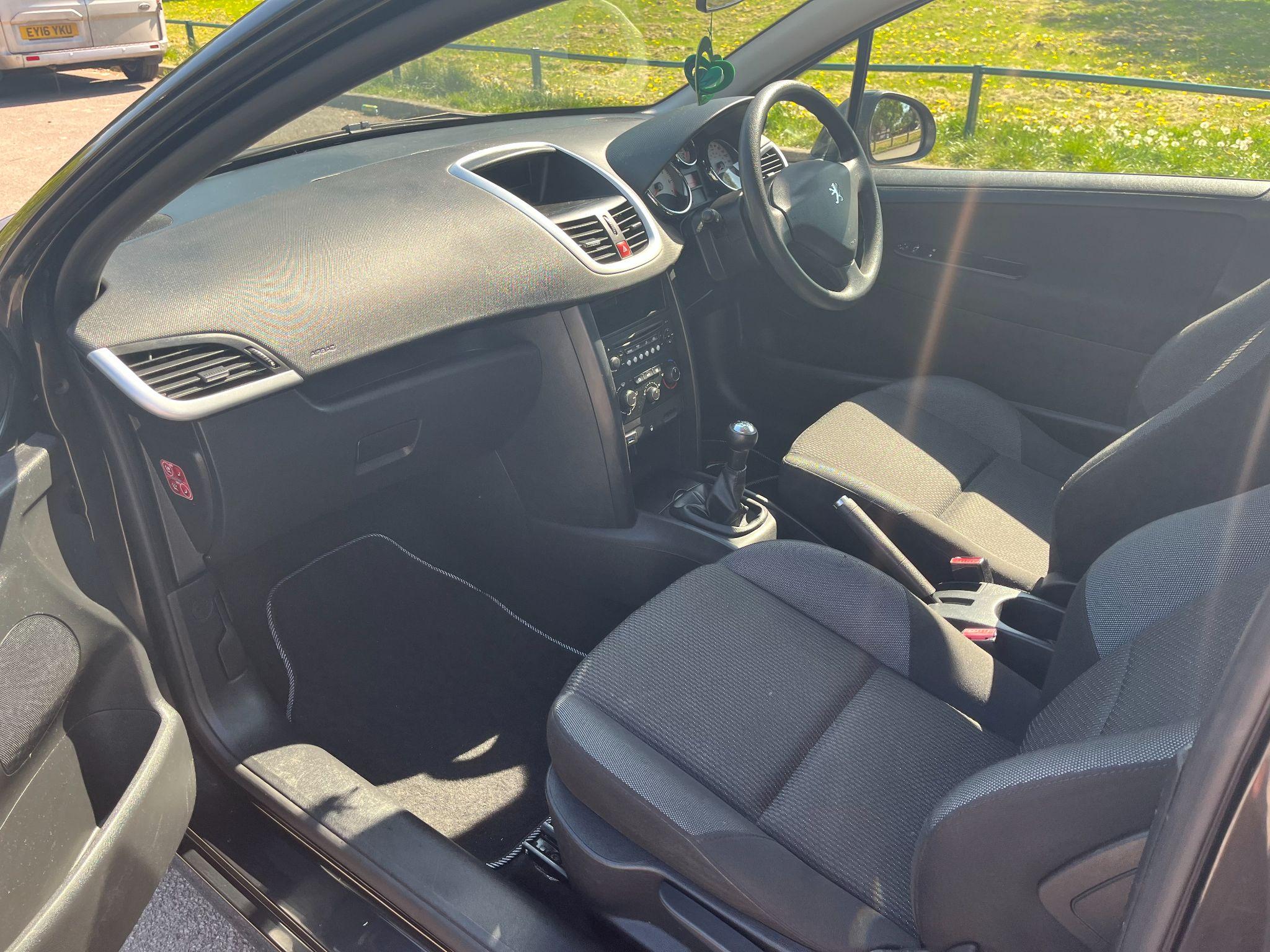 Peugeot 207 1.4 VTi S Euro 5 3dr (A/C) 3dr Manual 2025