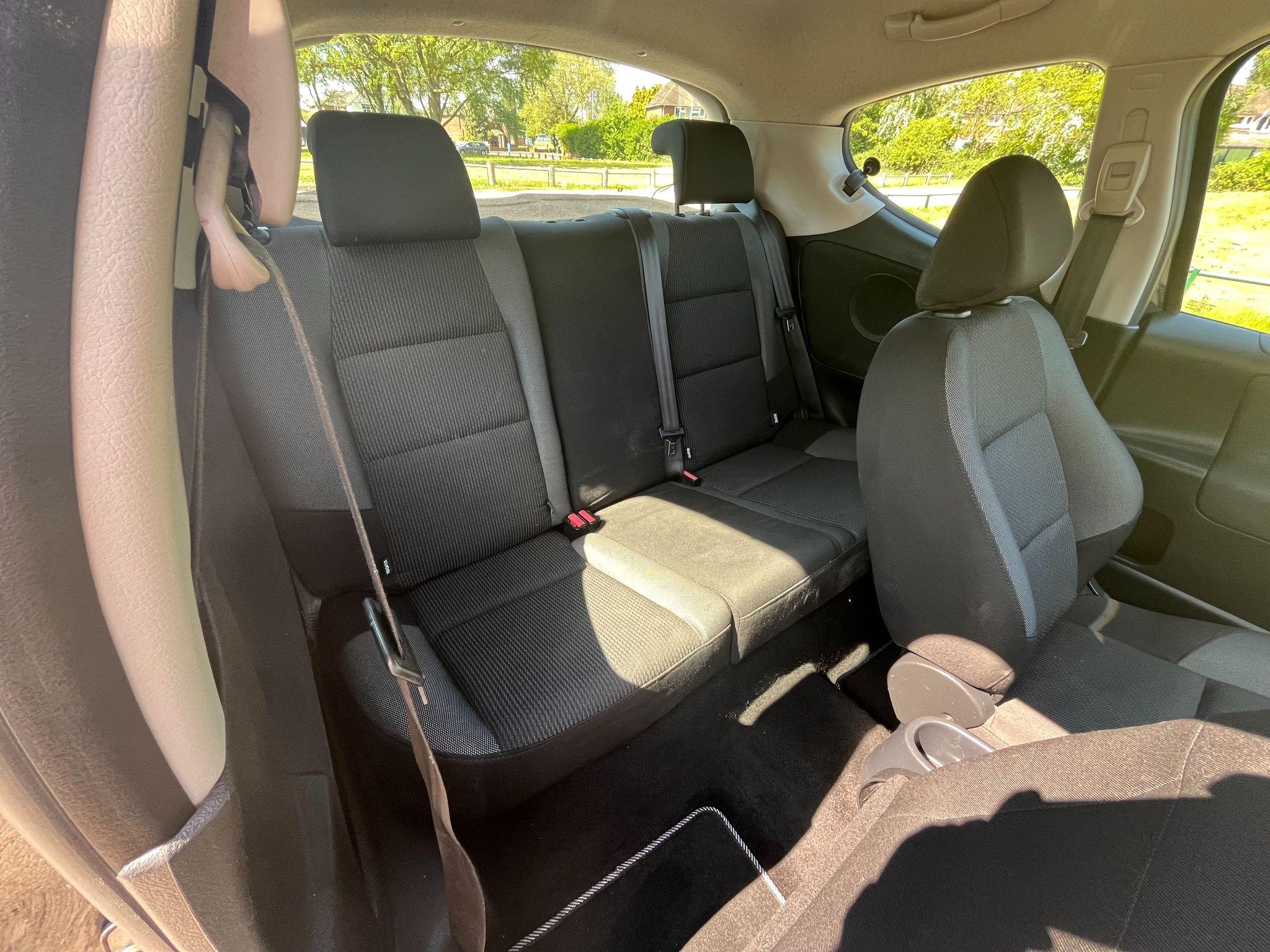 Peugeot 207 1.4 VTi S Euro 5 3dr (A/C) 3dr Manual 2025