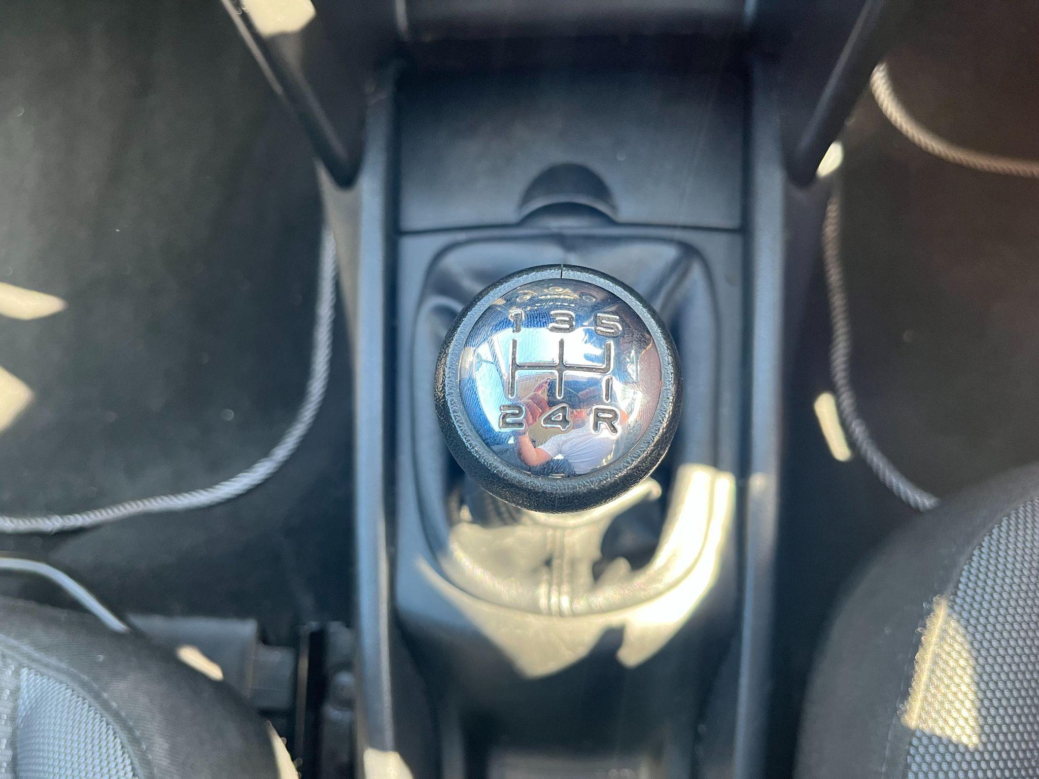 Peugeot 207 1.4 VTi S Euro 5 3dr (A/C) 3dr Manual 2025