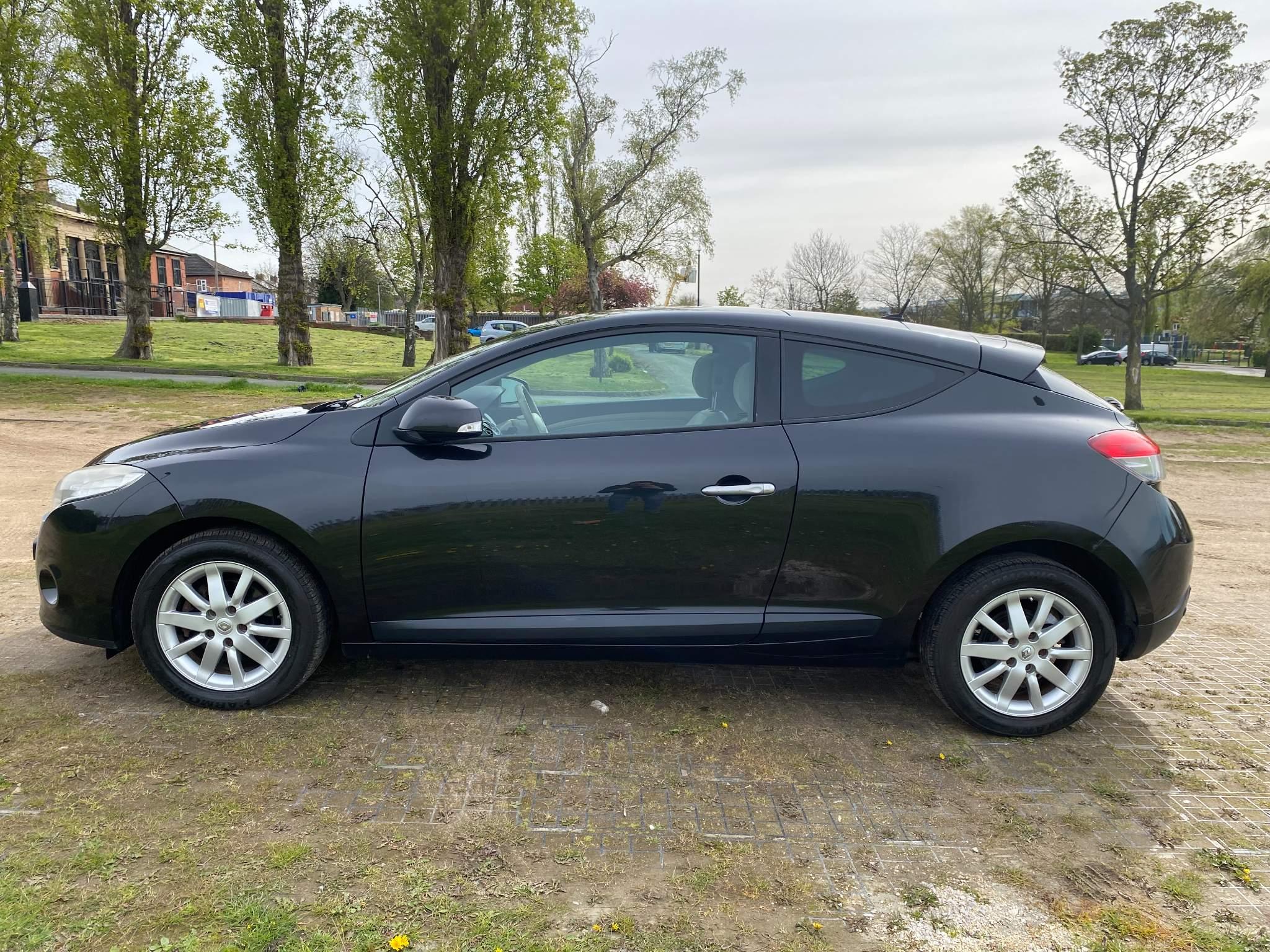 Renault Megane 1.9L PRIVILEGE DCI Coupe 3dr Diesel Manual Euro 4 (130 bhp) 3dr Manual 2025