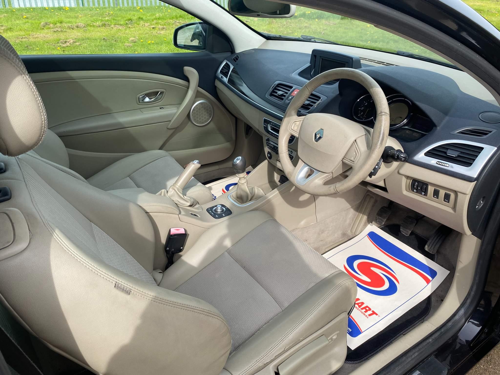 Renault Megane 1.9L PRIVILEGE DCI Coupe 3dr Diesel Manual Euro 4 (130 bhp) 3dr Manual 2025