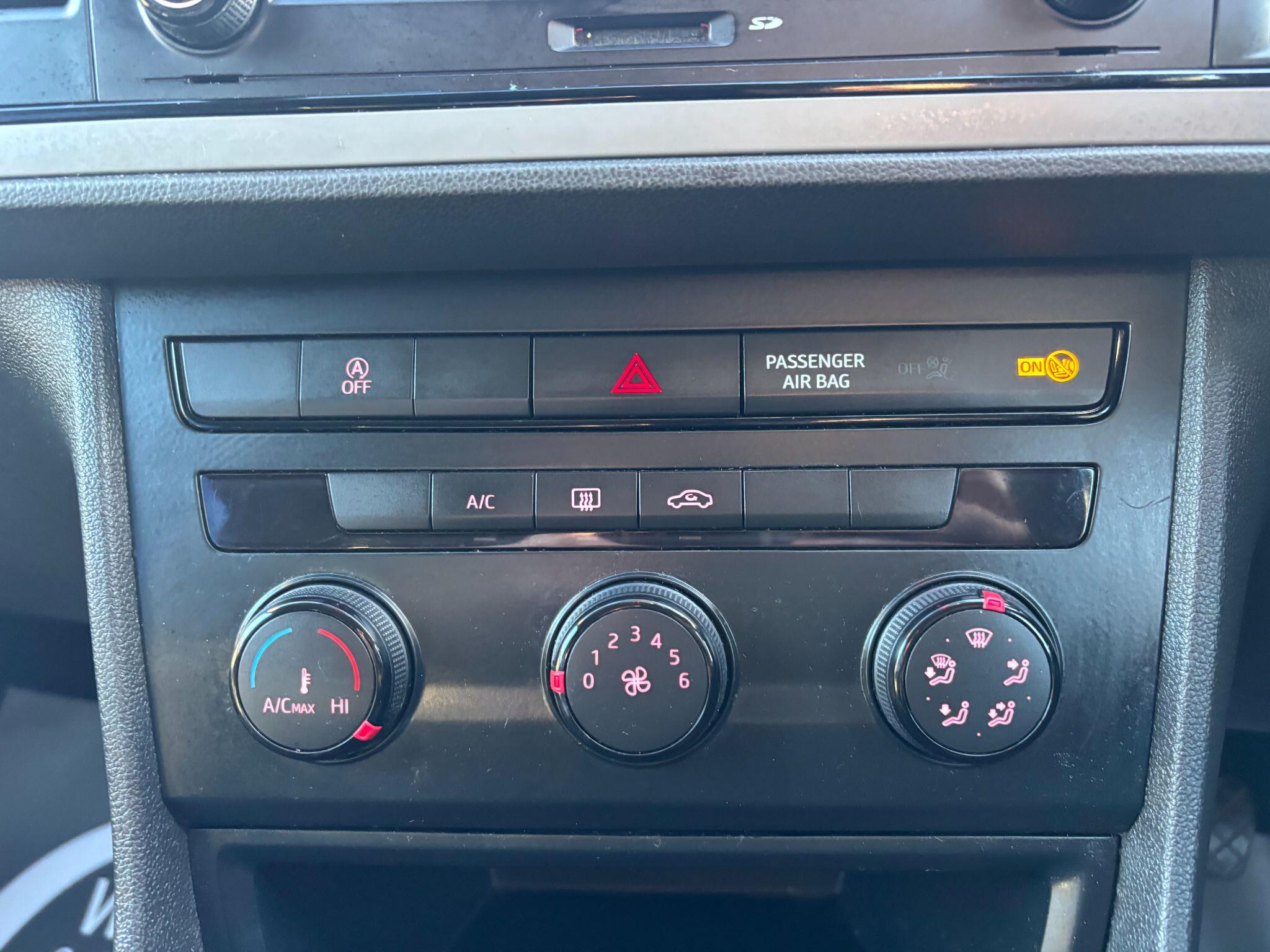 Seat Leon 1.6 TDI CR S Euro 5 (s/s) 5dr 5dr Manual 2025