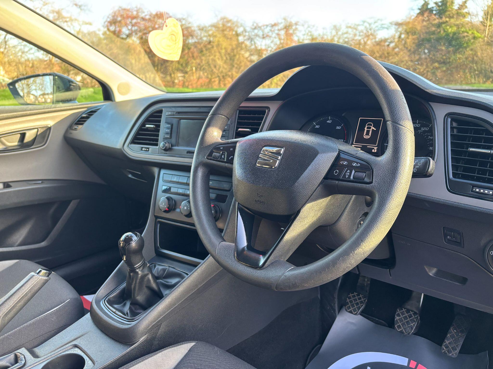 Seat Leon 1.6 TDI CR S Euro 5 (s/s) 5dr 5dr Manual 2025