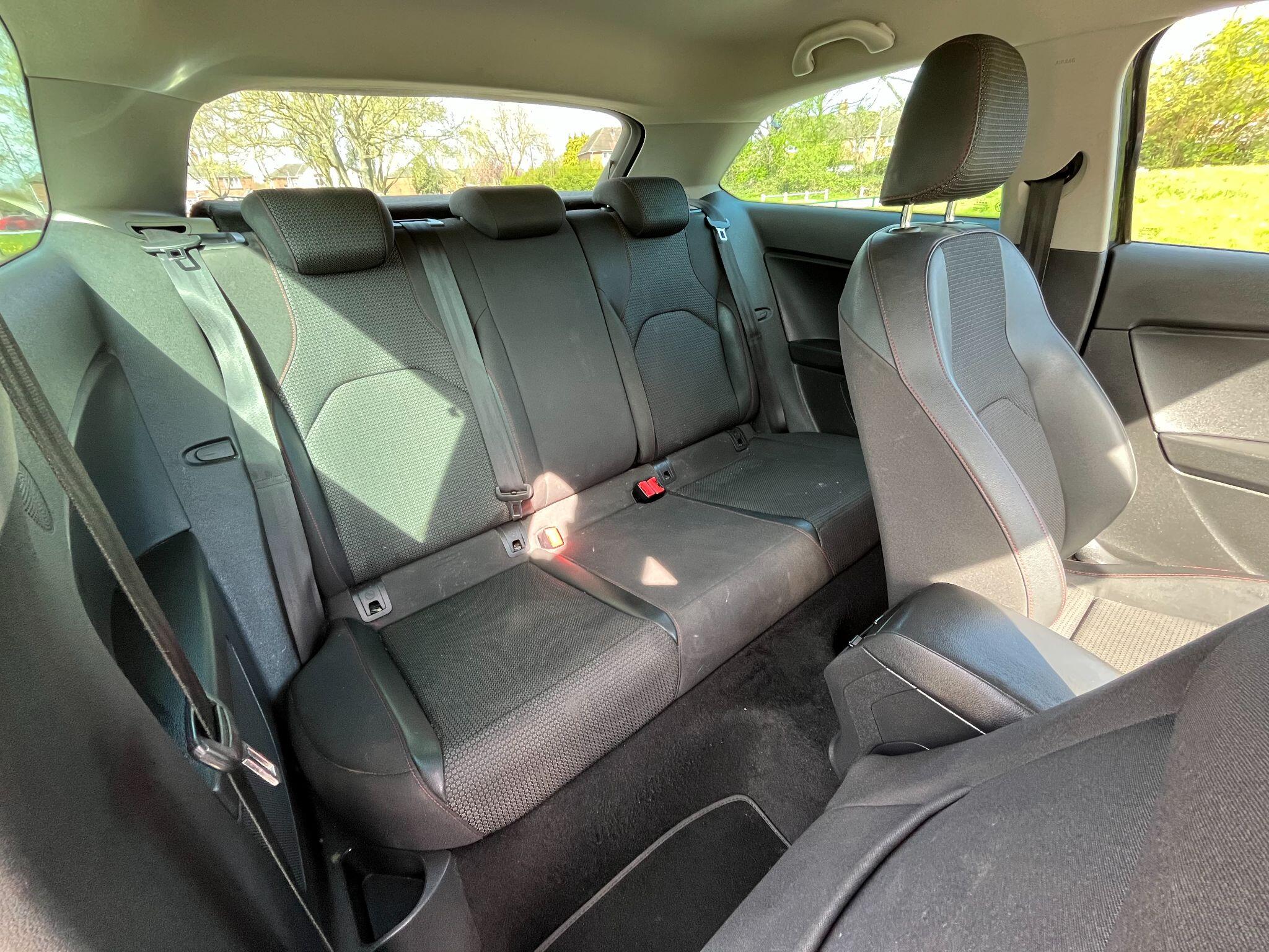 Seat Leon 2.0 TDI CR FR Sport Coupe Euro 5 (s/s) 3dr 3dr Manual 2026