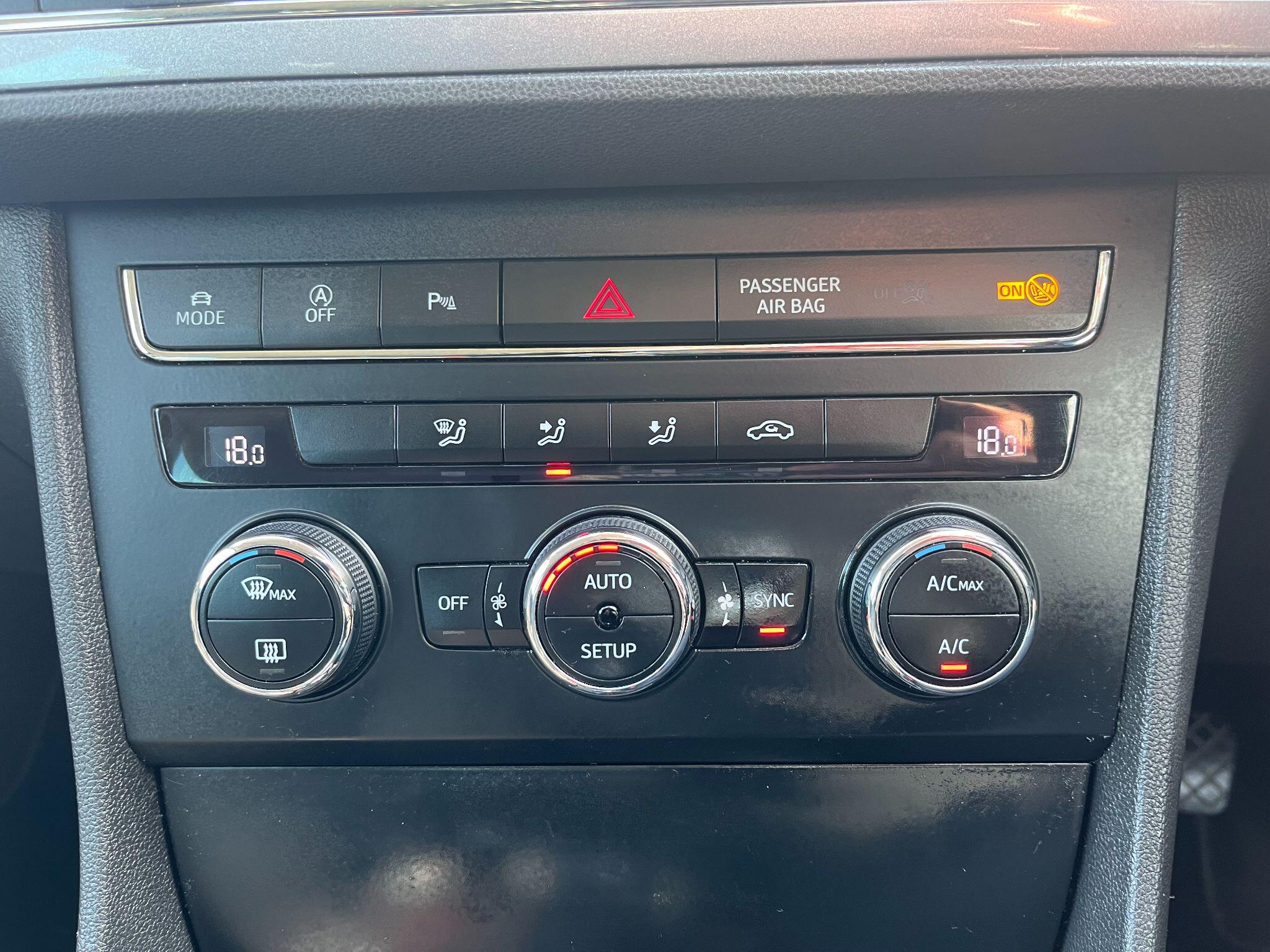 Seat Leon 2.0 TDI CR FR Sport Coupe Euro 5 (s/s) 3dr 3dr Manual 2026