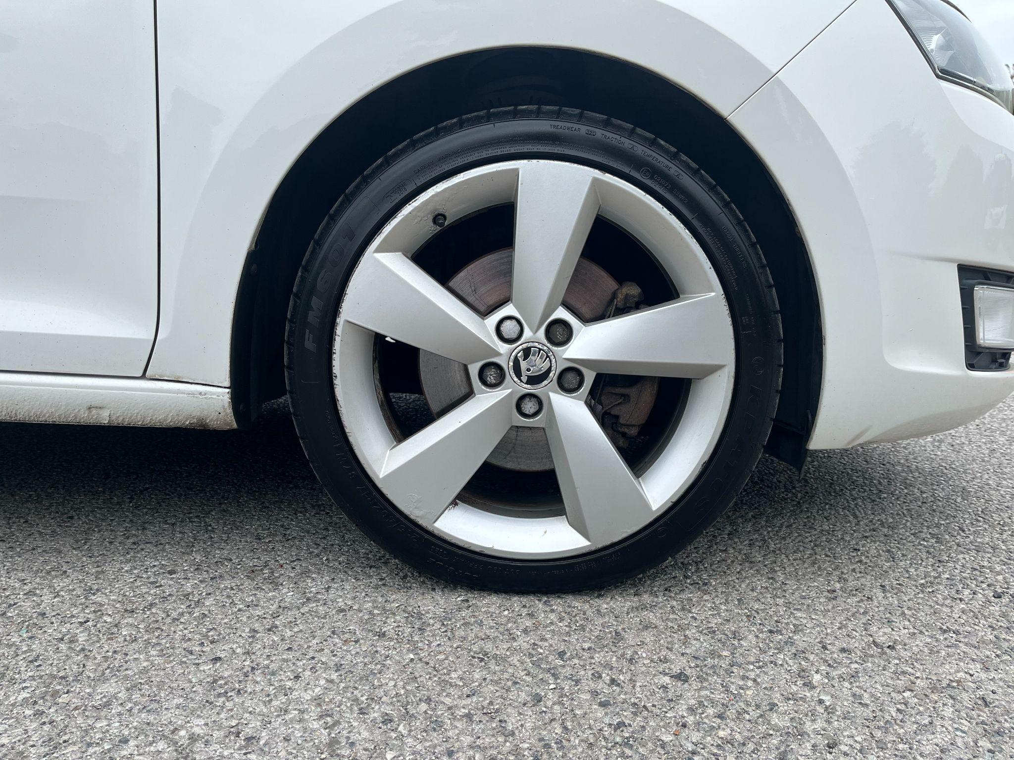 Skoda Rapid 1.6 TDI Elegance Euro 5 5dr 5dr Manual 2025