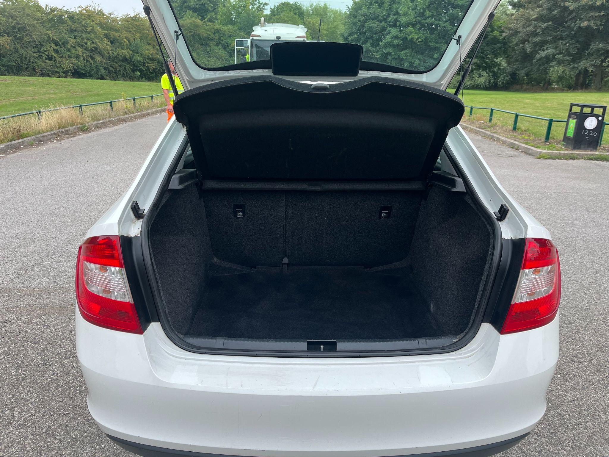 Skoda Rapid 1.6 TDI Elegance Euro 5 5dr 5dr Manual 2025