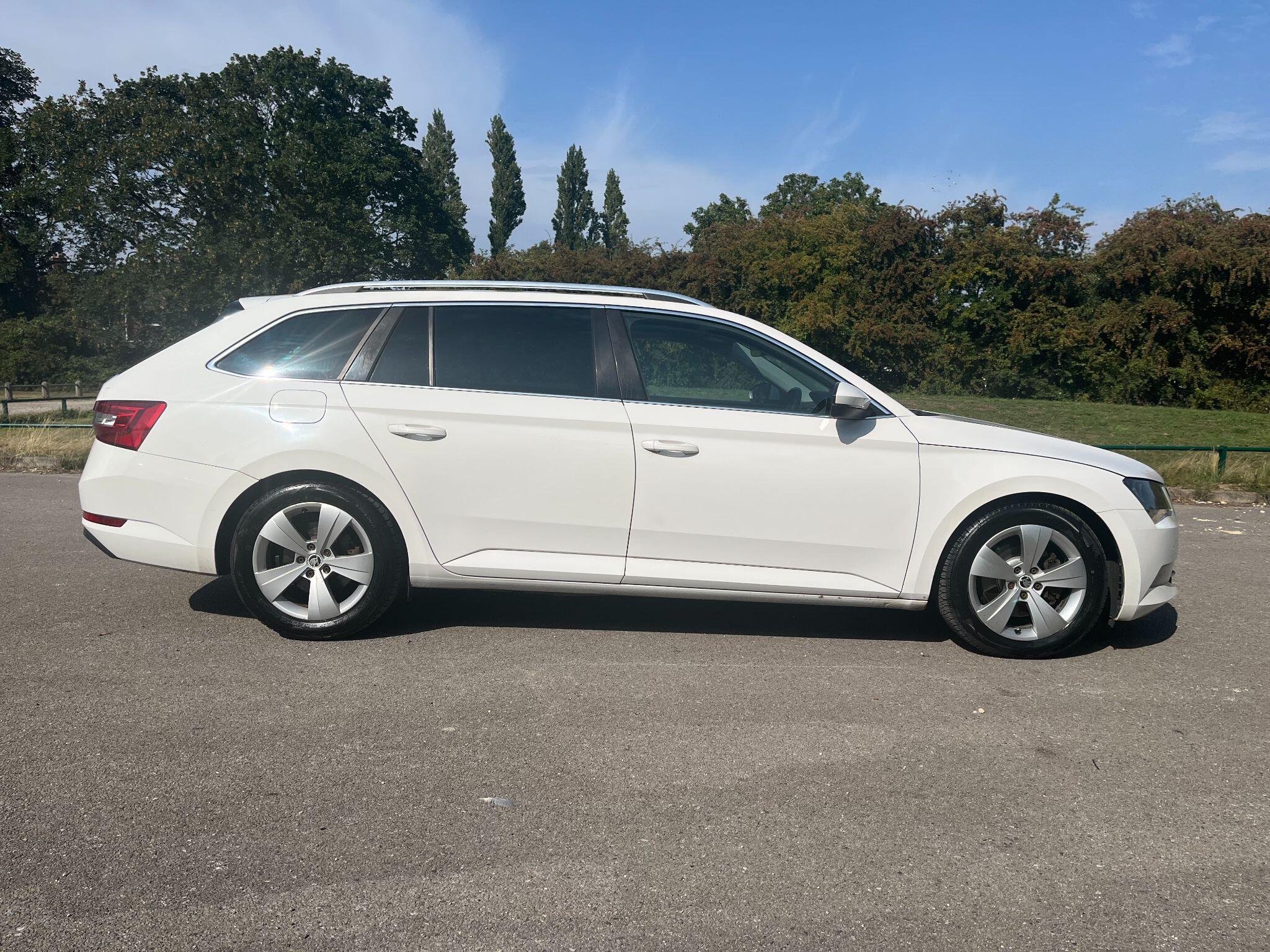 Skoda Superb 2.0 TDI SE Business Euro 6 (s/s) 5dr 5dr Manual 2025