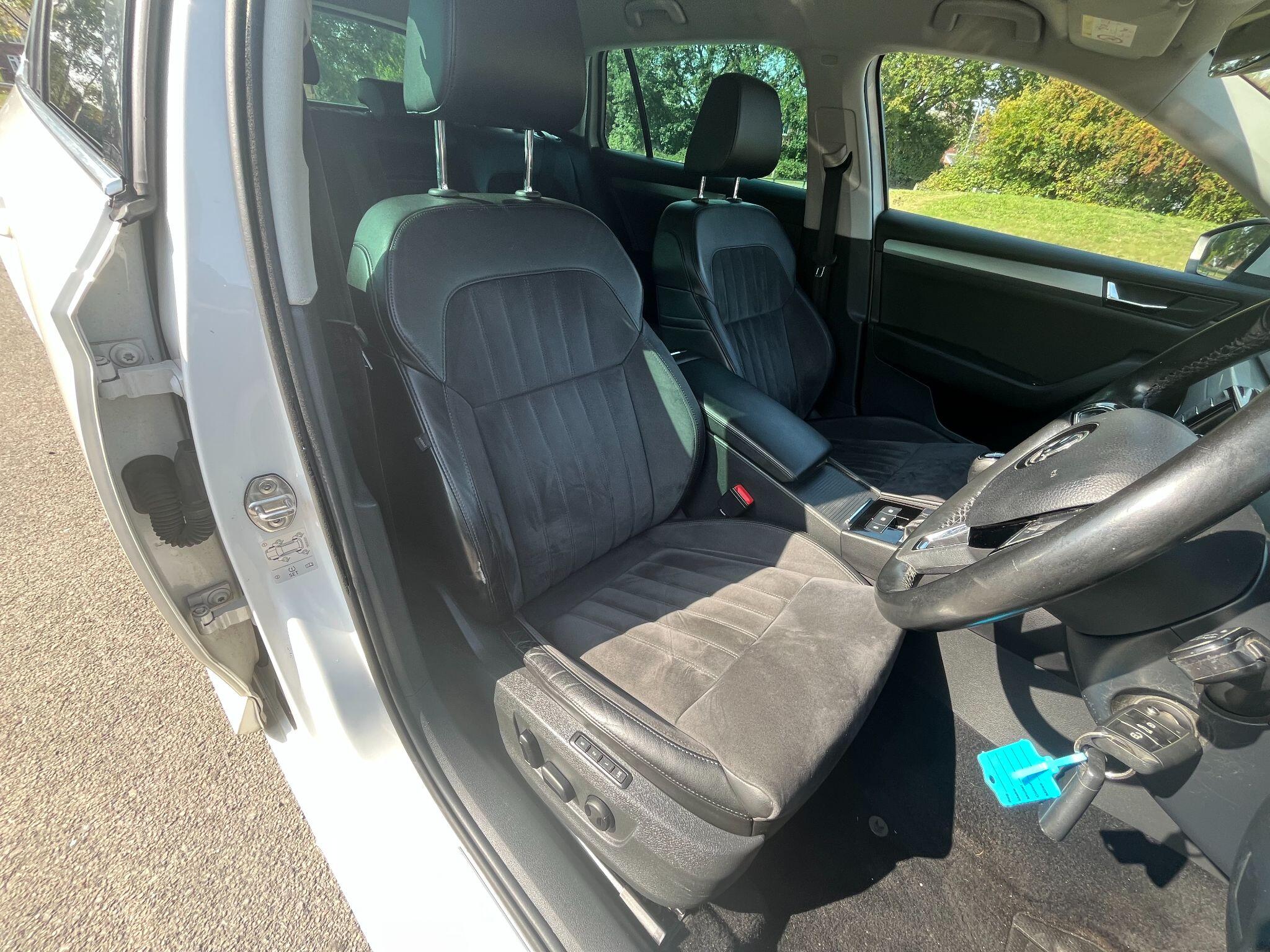 Skoda Superb 2.0 TDI SE Business Euro 6 (s/s) 5dr 5dr Manual 2025